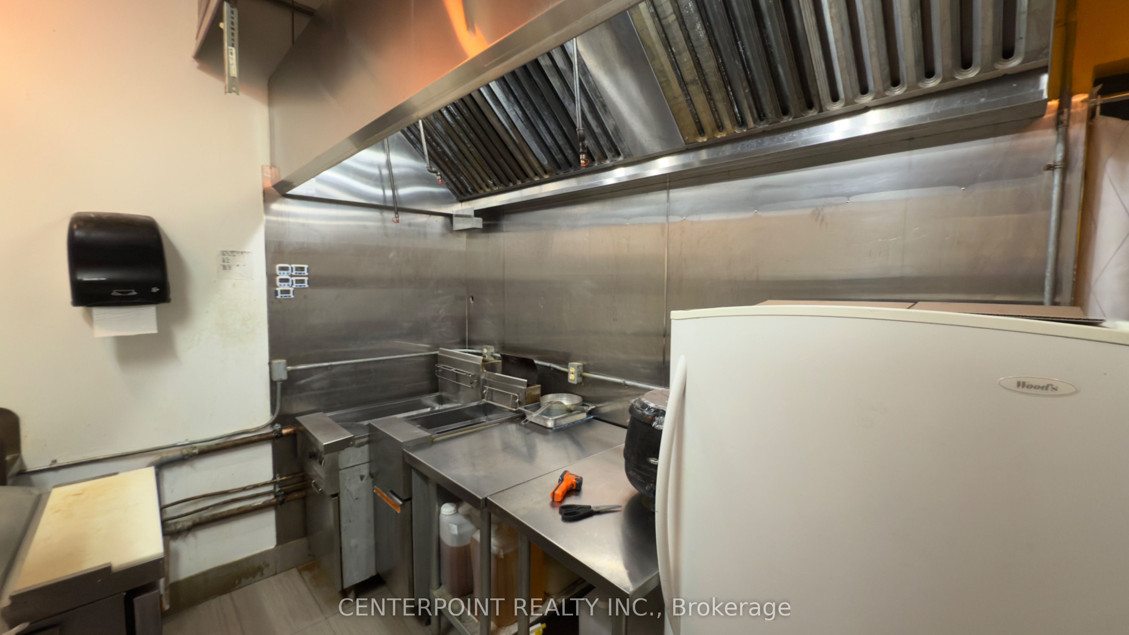 7181 Yonge Street 243 Property Photo 2