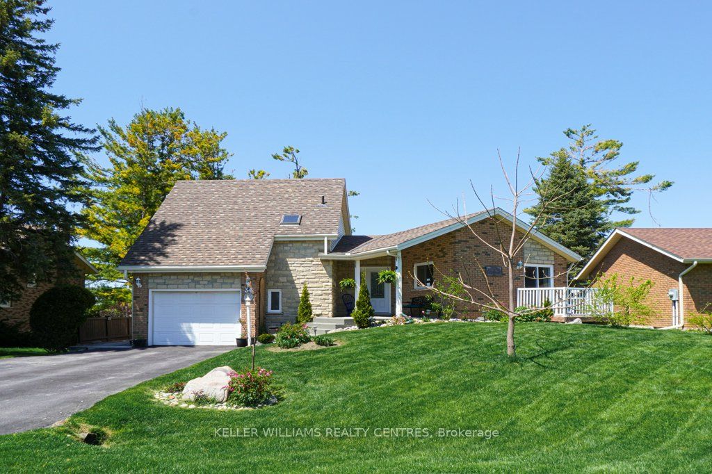 34 Meadowlands Dr Property Photo 1