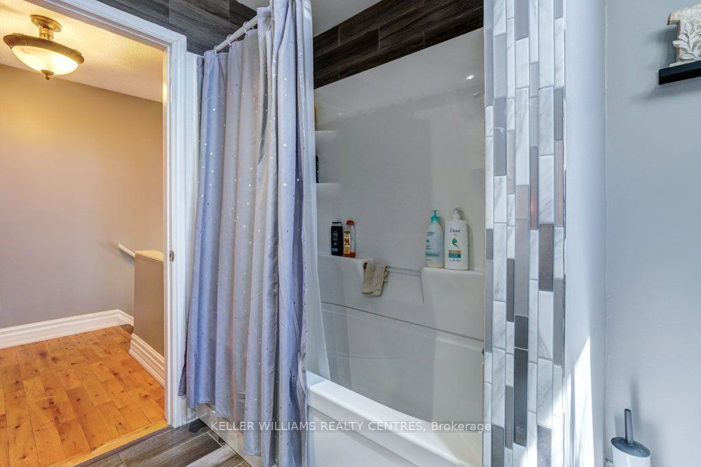 34 Meadowlands Dr Property Photo 18