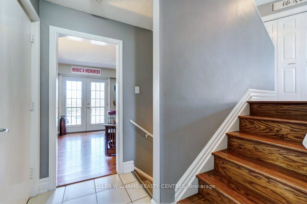 34 Meadowlands Dr Property Photo 21