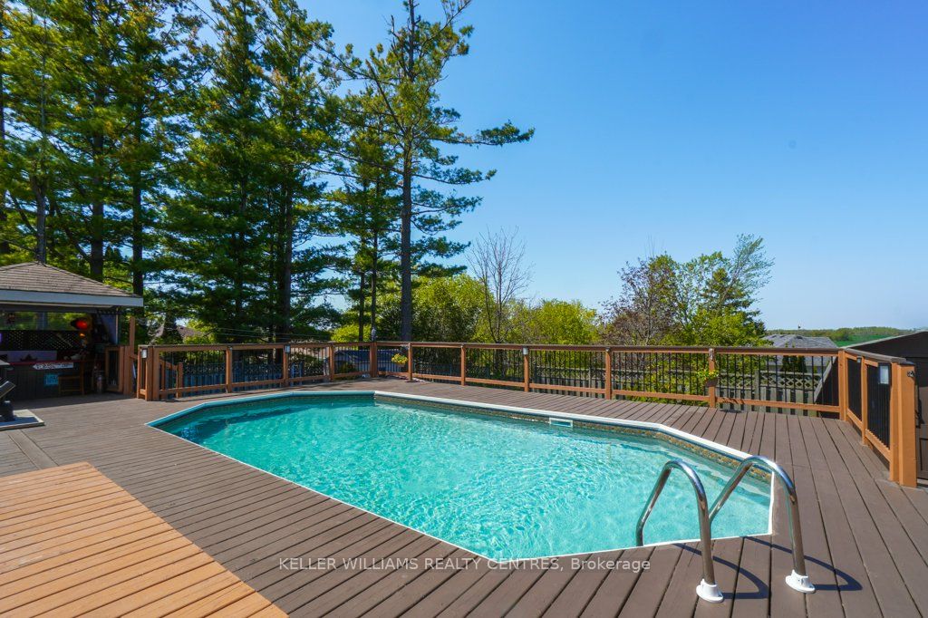 34 Meadowlands Dr Property Photo 35