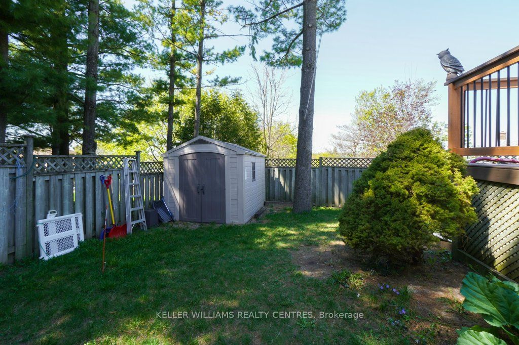 34 Meadowlands Dr Property Photo 44