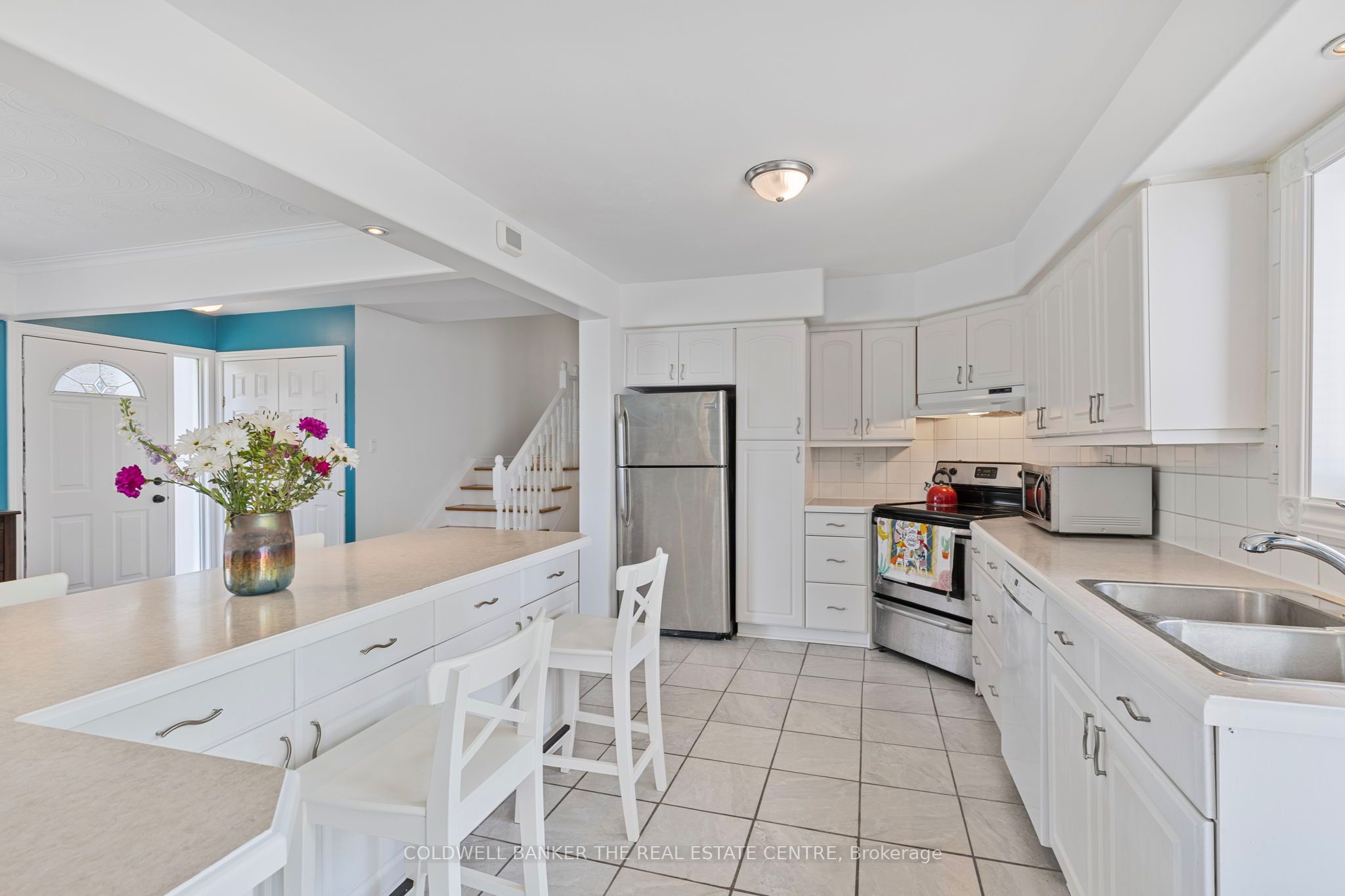 92 Hamilton Drive Property Photo 6