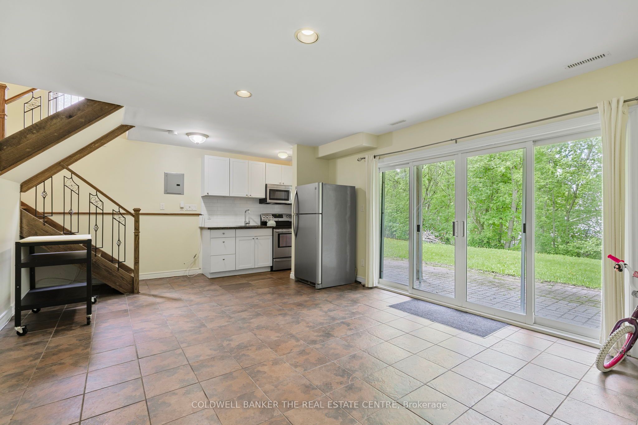 92 Hamilton Drive Property Photo 18