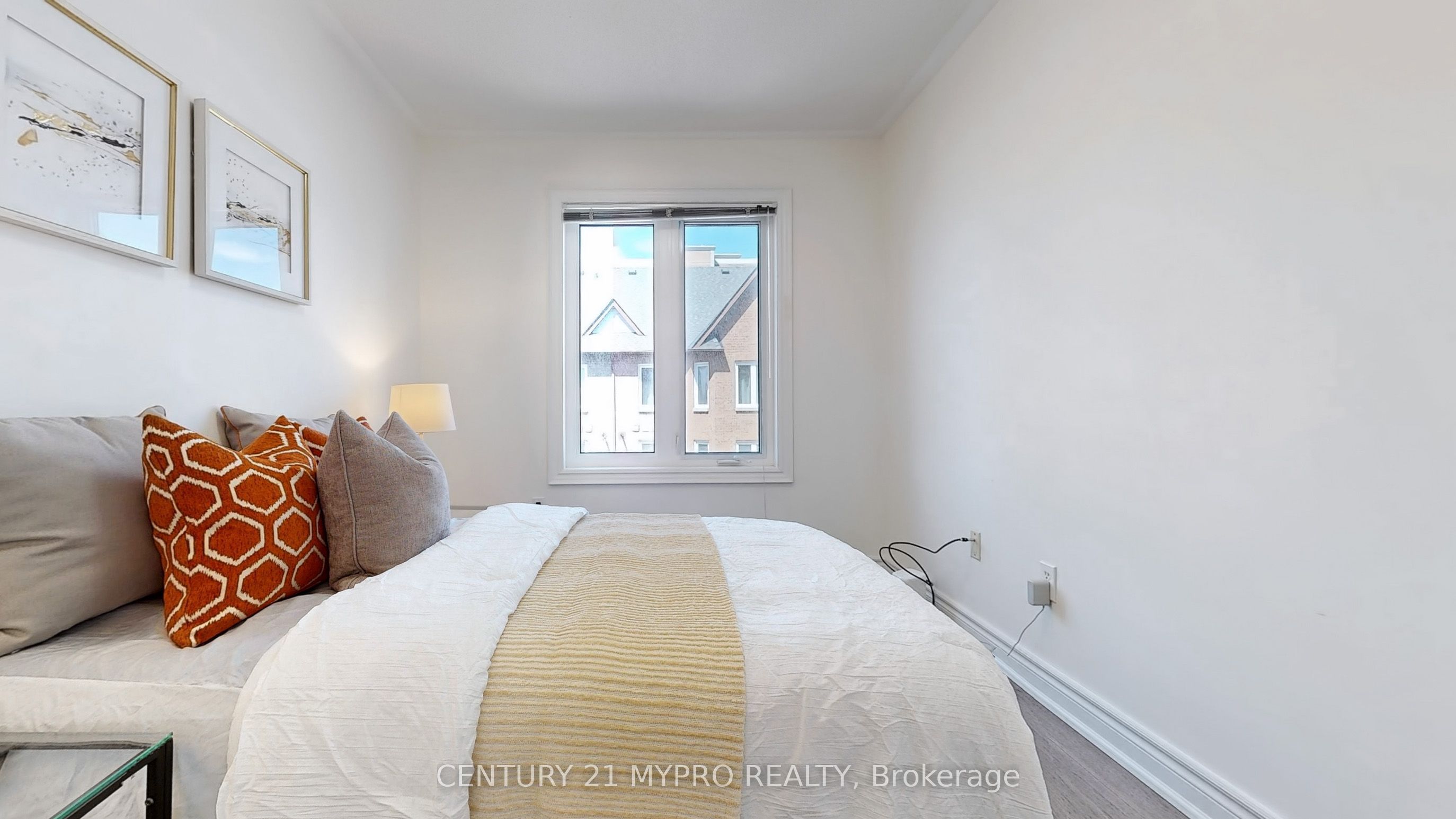 #32 - 735 New Westminster Drive Property Photo 25