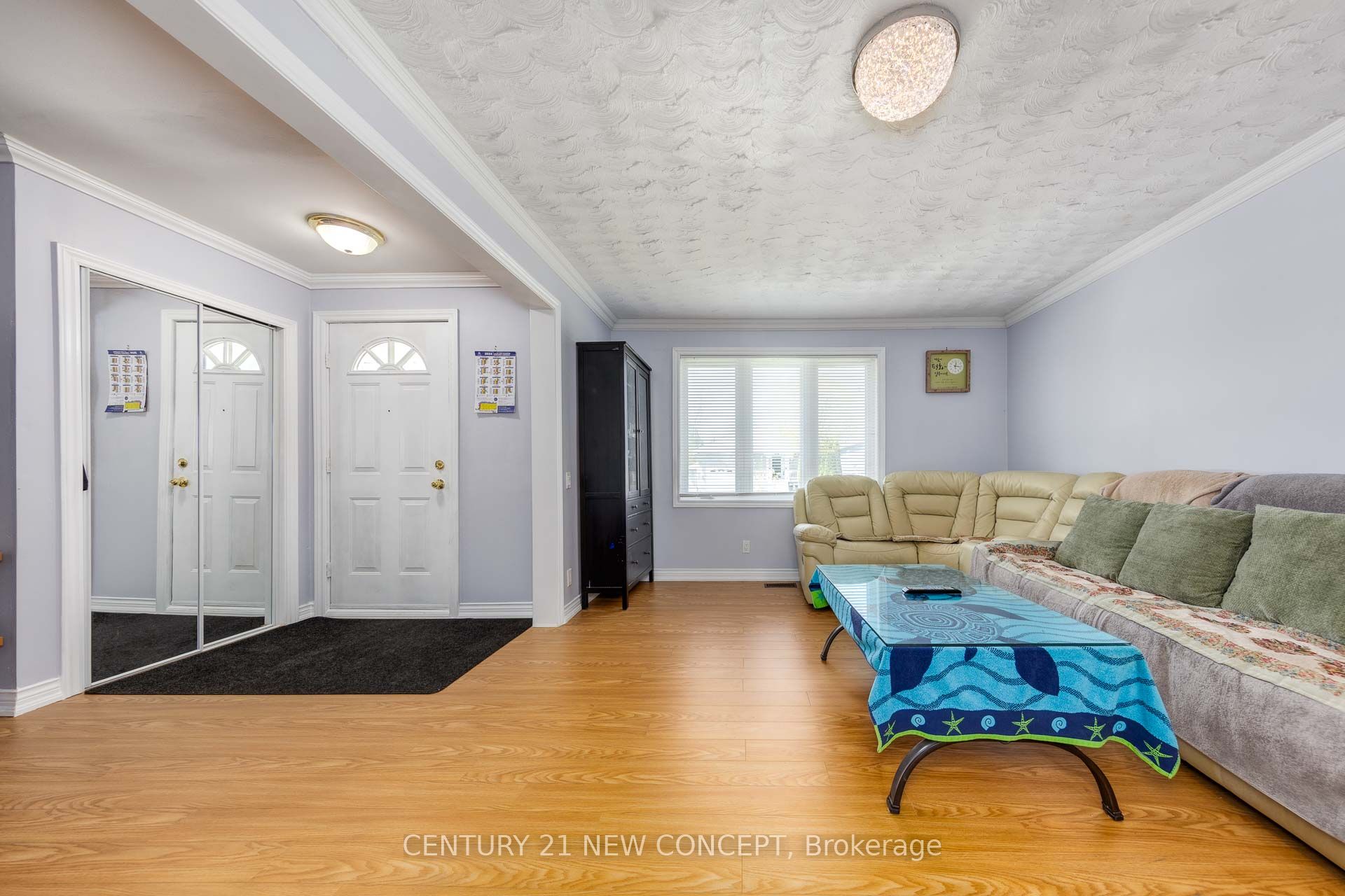 831 Norval Road Property Photo 8