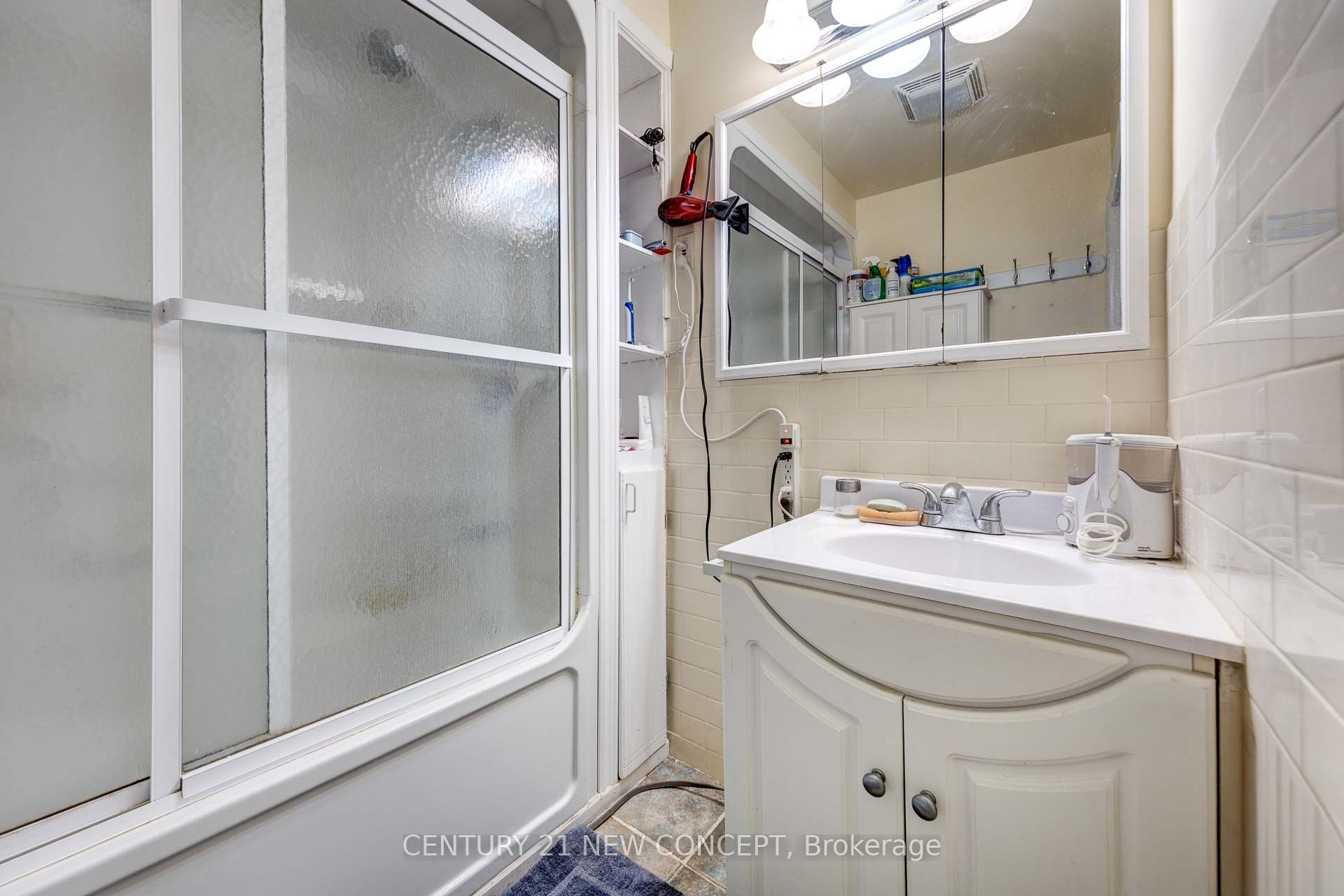 831 Norval Road Property Photo 22