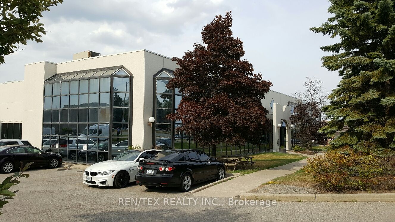 #100 - 50 West Wilmot Street Property Photo 1