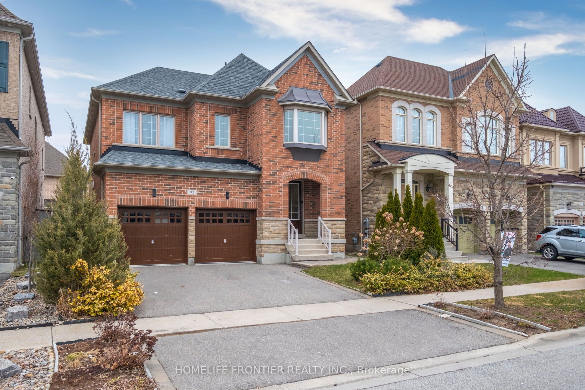 92 Wardlaw Pl Property Photo