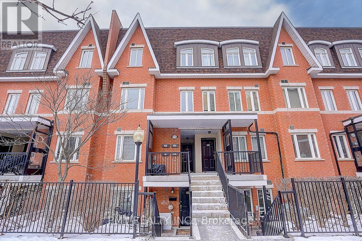 316 John St Property Photo 1