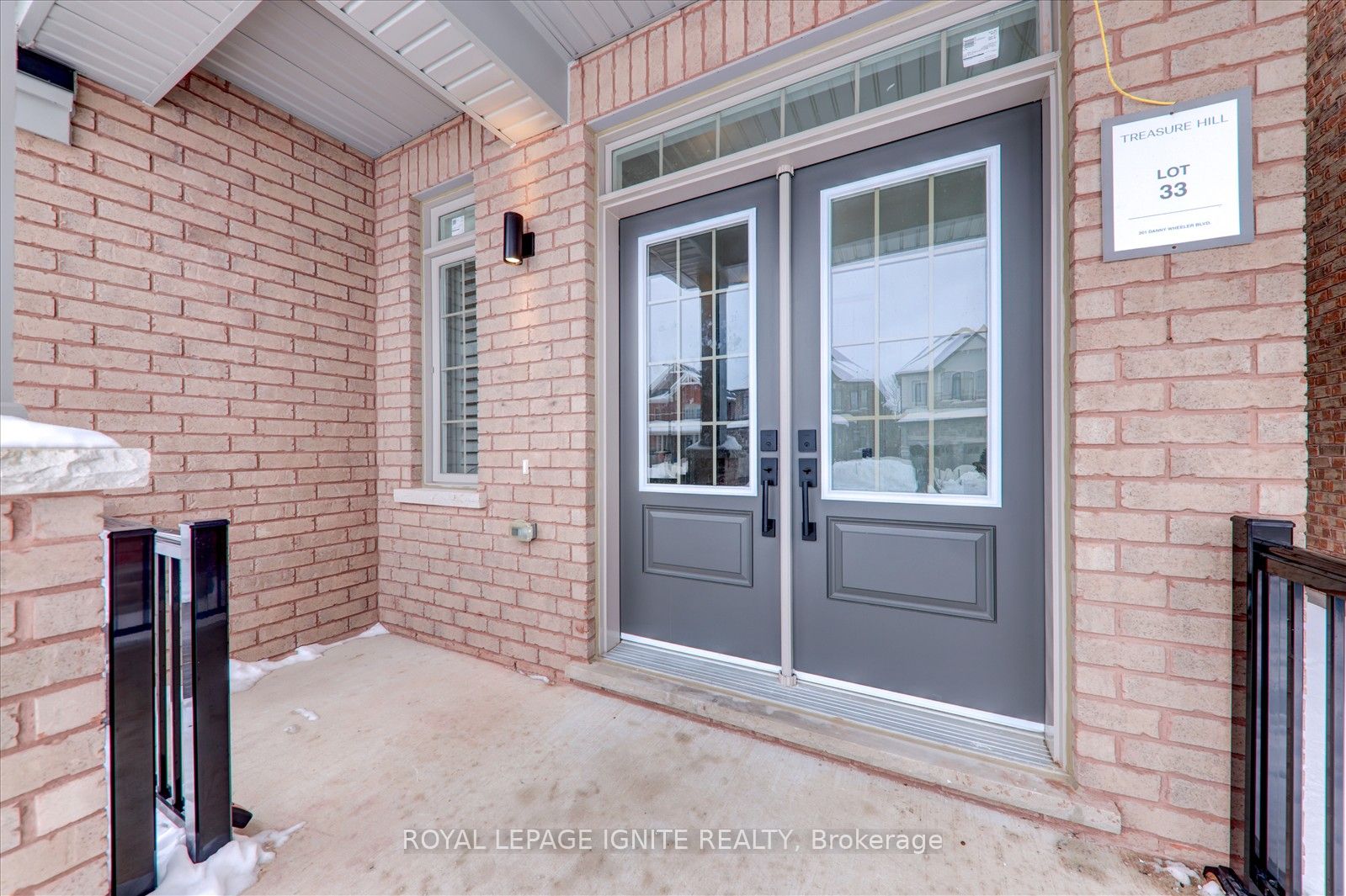 301 Danny Wheeler Boulevard Property Photo 3