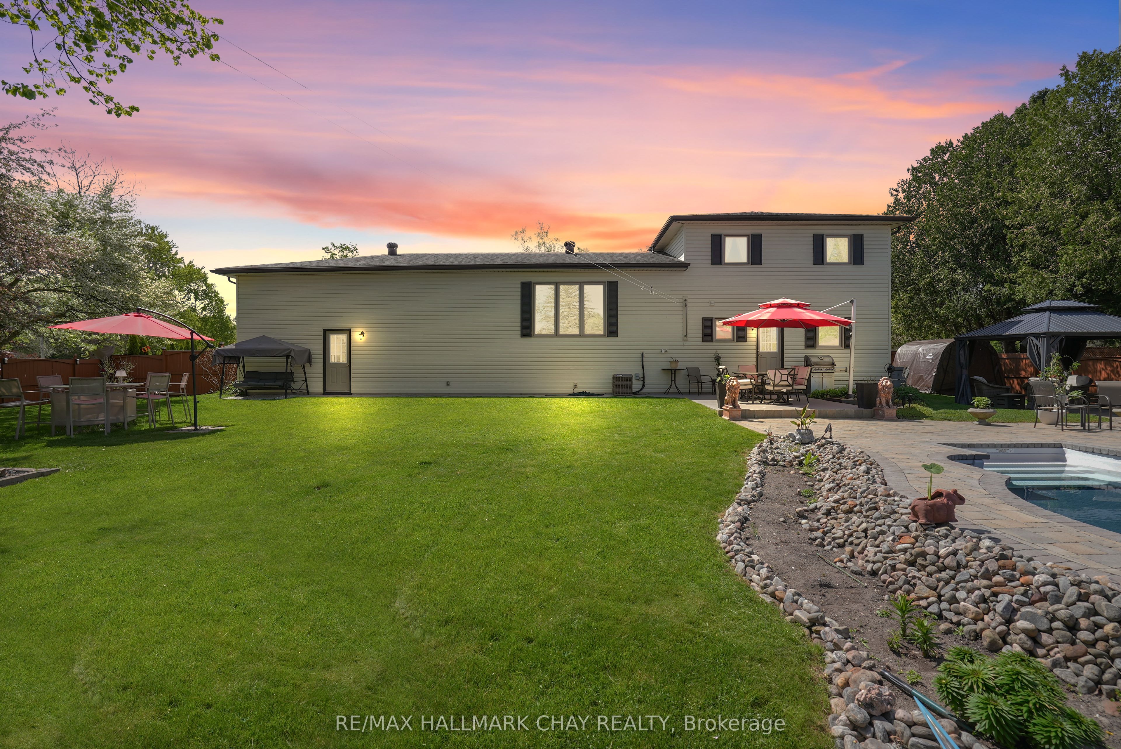 215 Mcgeorge Avenue Property Photo 6
