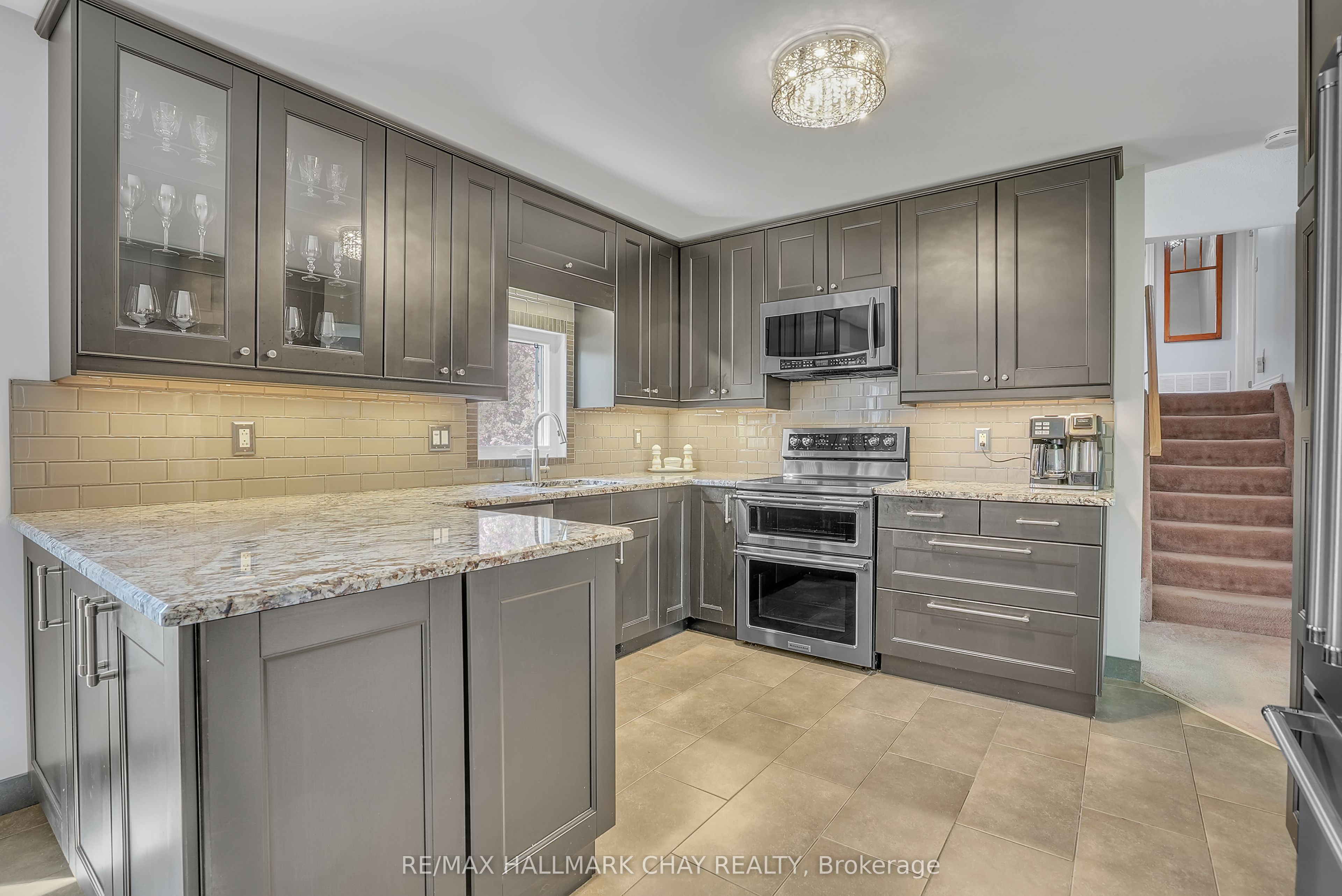 215 Mcgeorge Avenue Property Photo 7