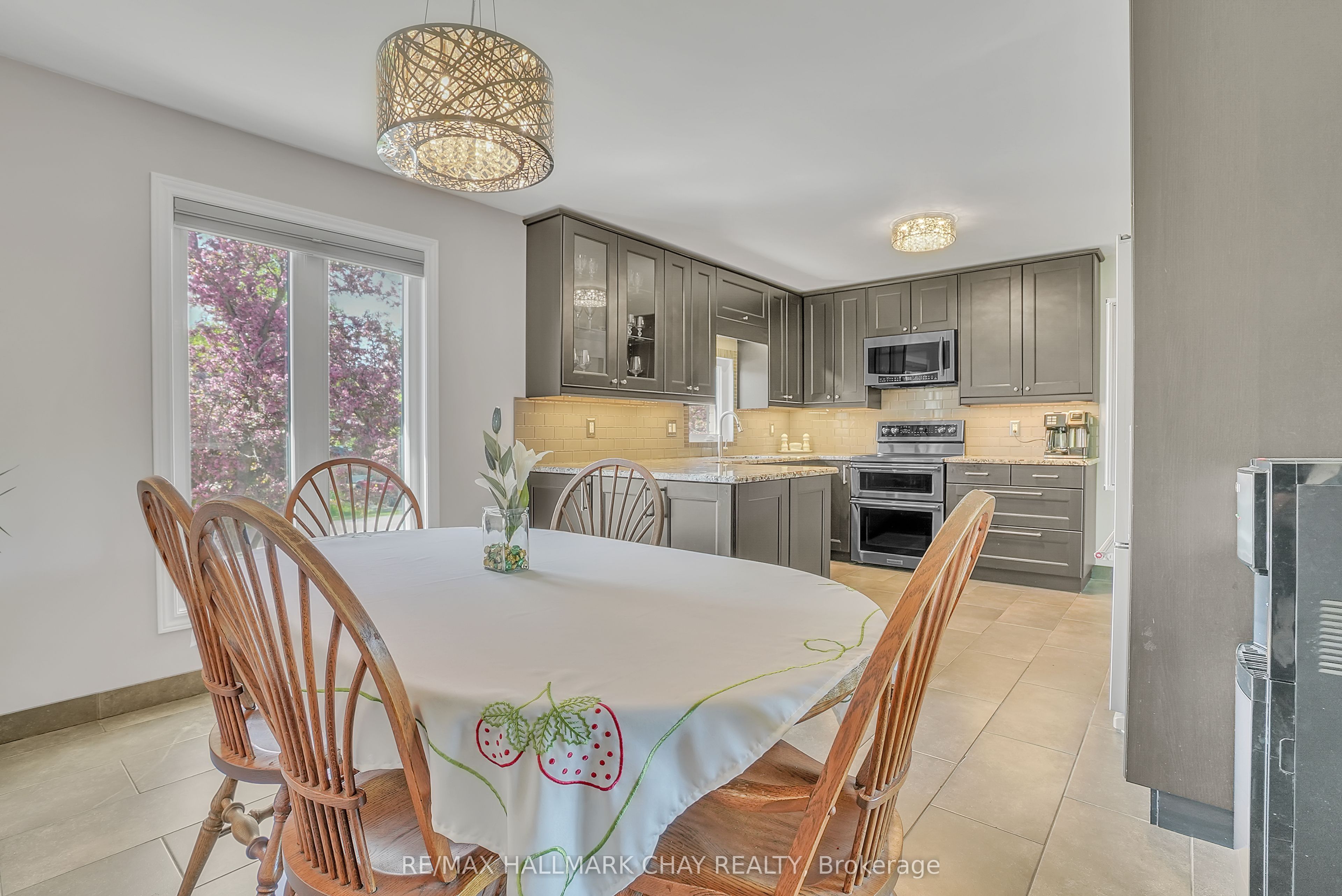 215 Mcgeorge Avenue Property Photo 11