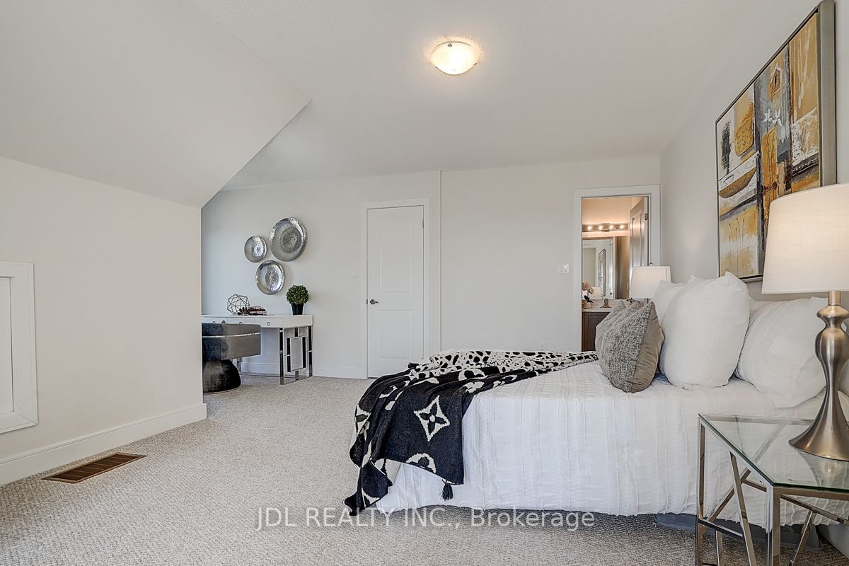 57 Blazing Star Street Property Photo 17