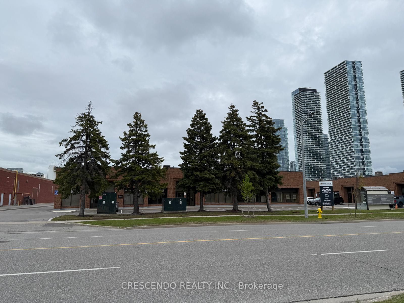 259 Edgeley Boulevard 10 Property Photo 13