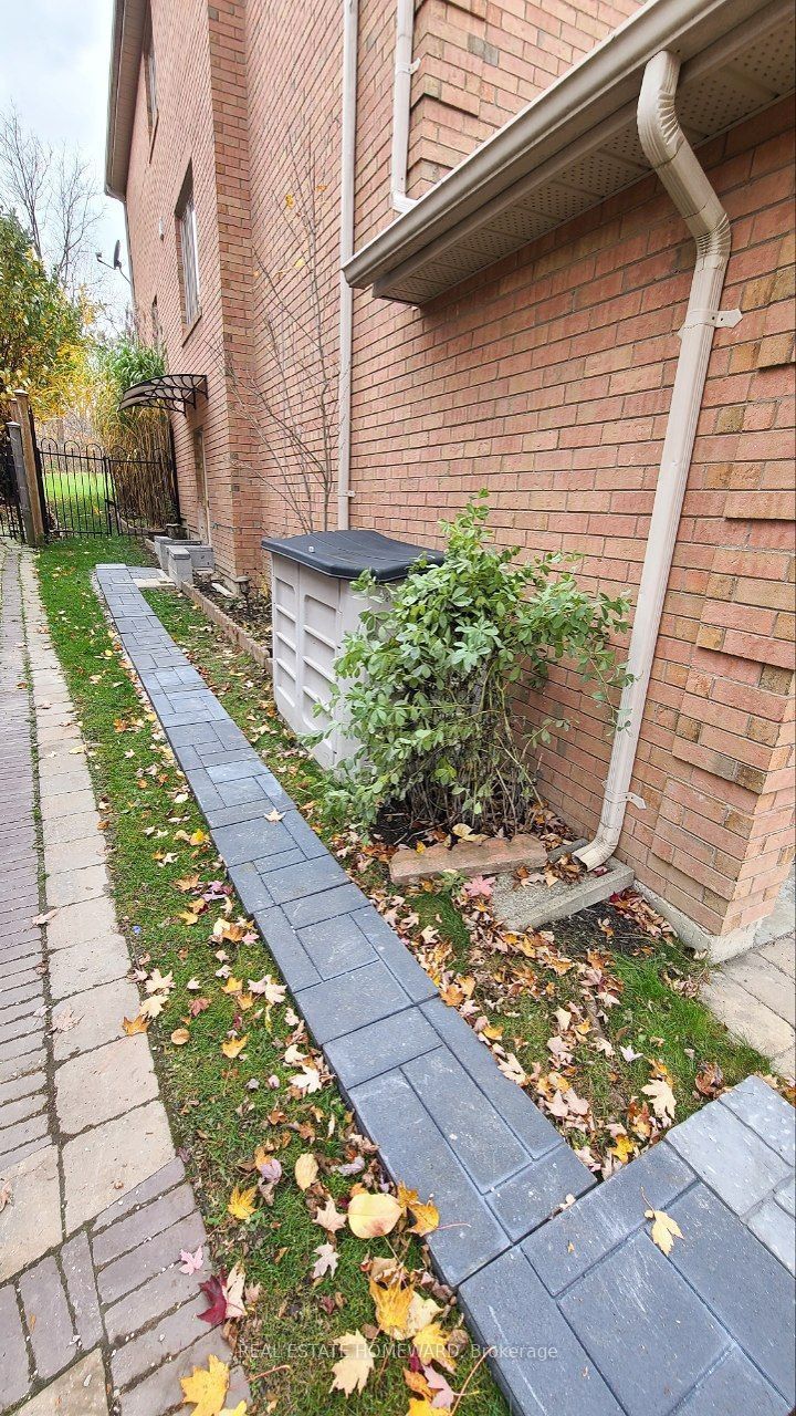 #w/o - 461 Donald Court Property Photo 2