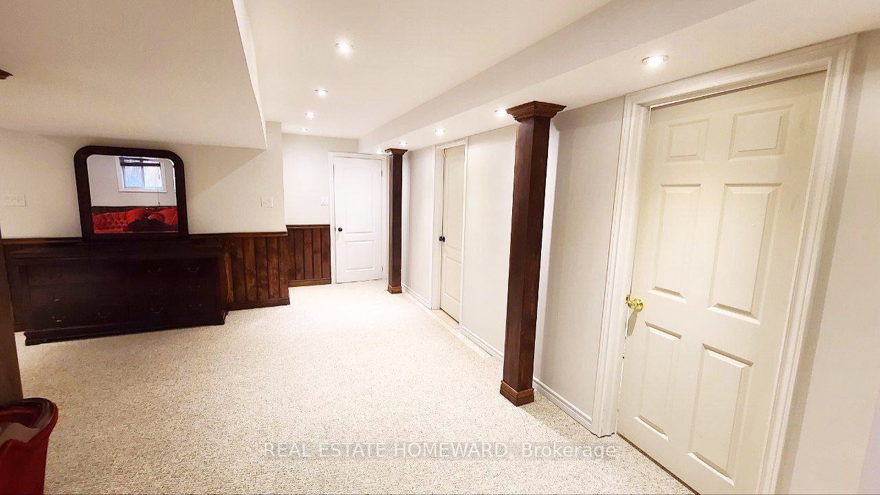 #w/o - 461 Donald Court Property Photo 5