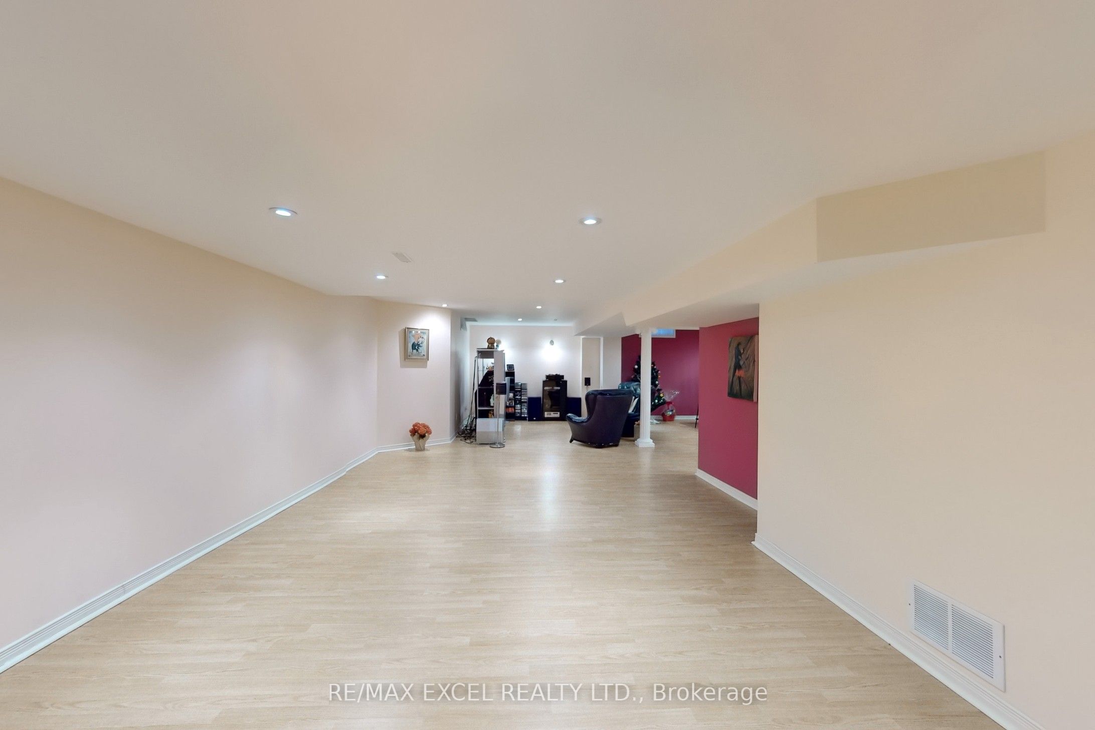 69 Nadine Crescent Property Photo 38