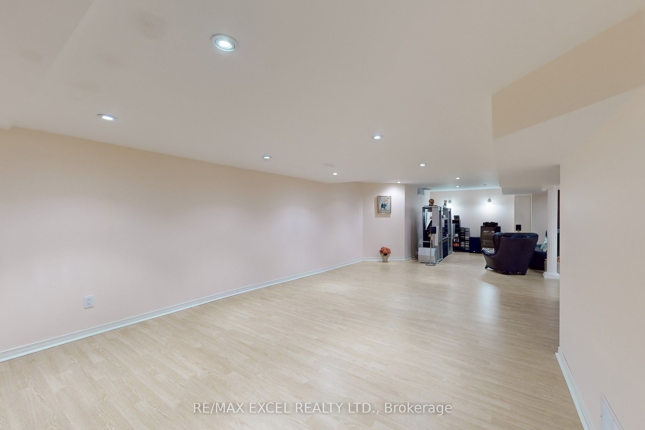 69 Nadine Crescent Property Photo 39