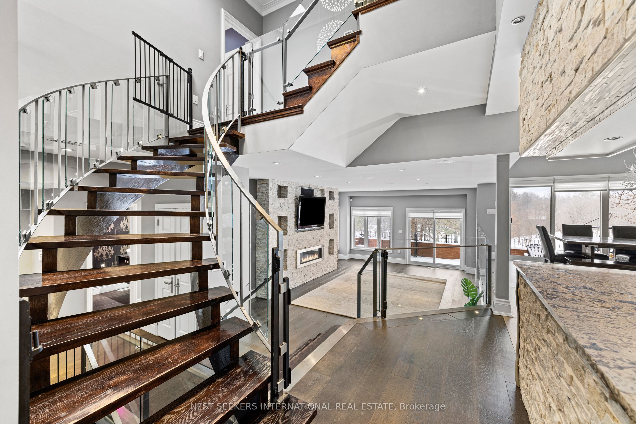 4001 Teston Road Property Photo 13