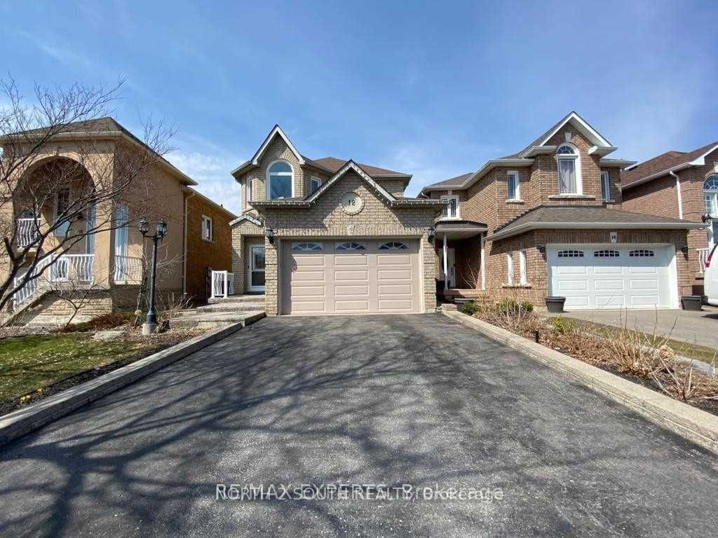 12 Villandry Cres Property Photo 1