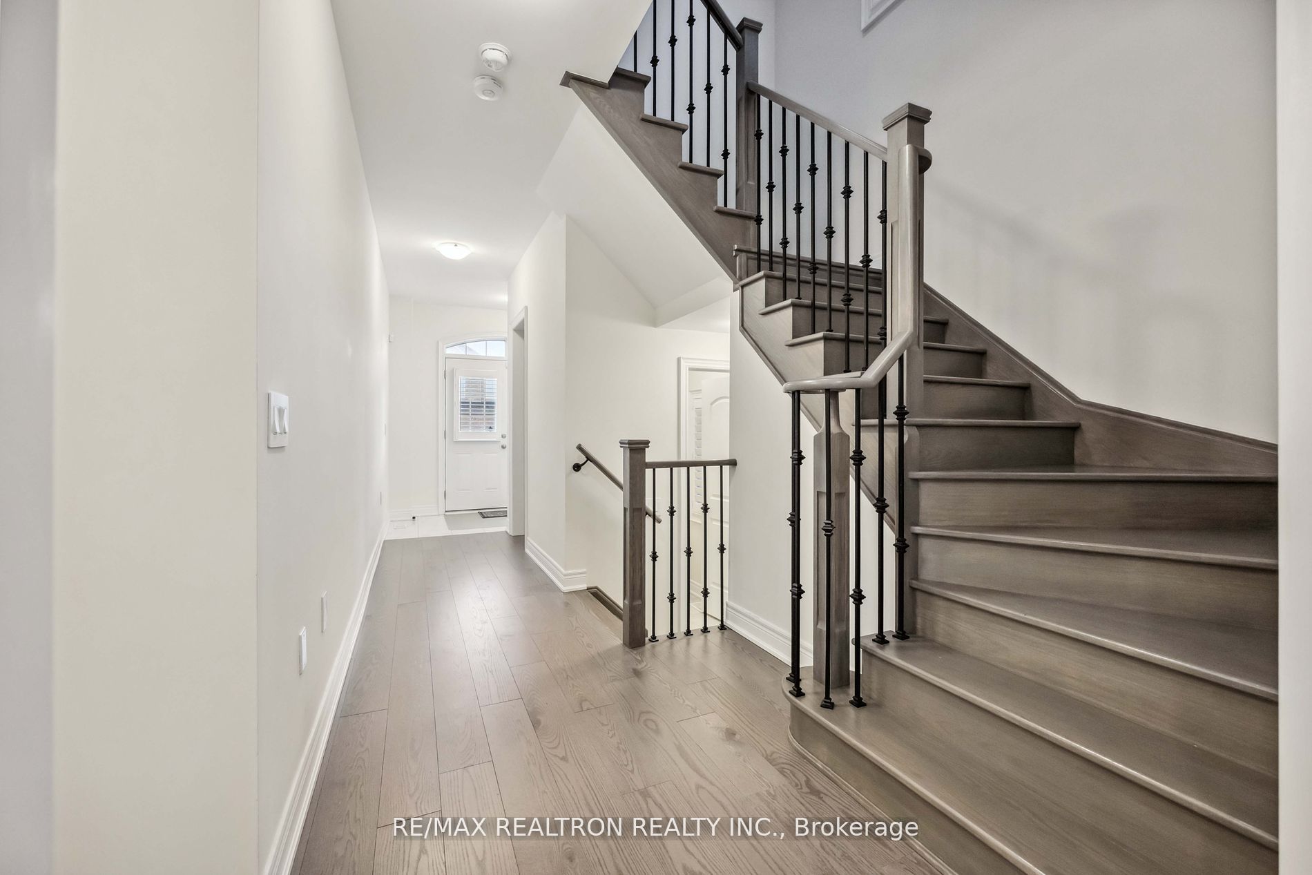 14 Neilly Terrace Property Photo 3
