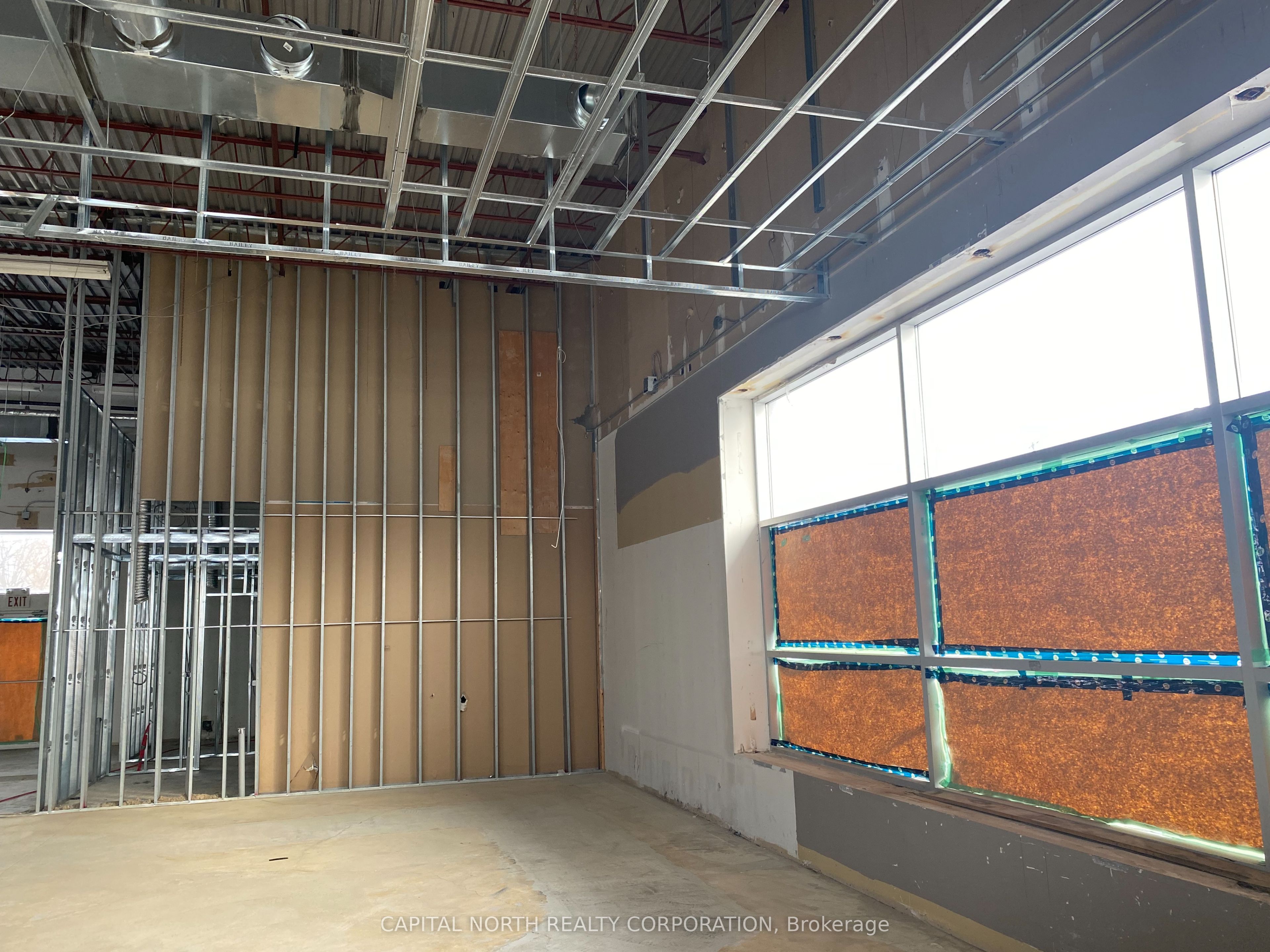 8502 Woodbine Avenue Property Photo 10