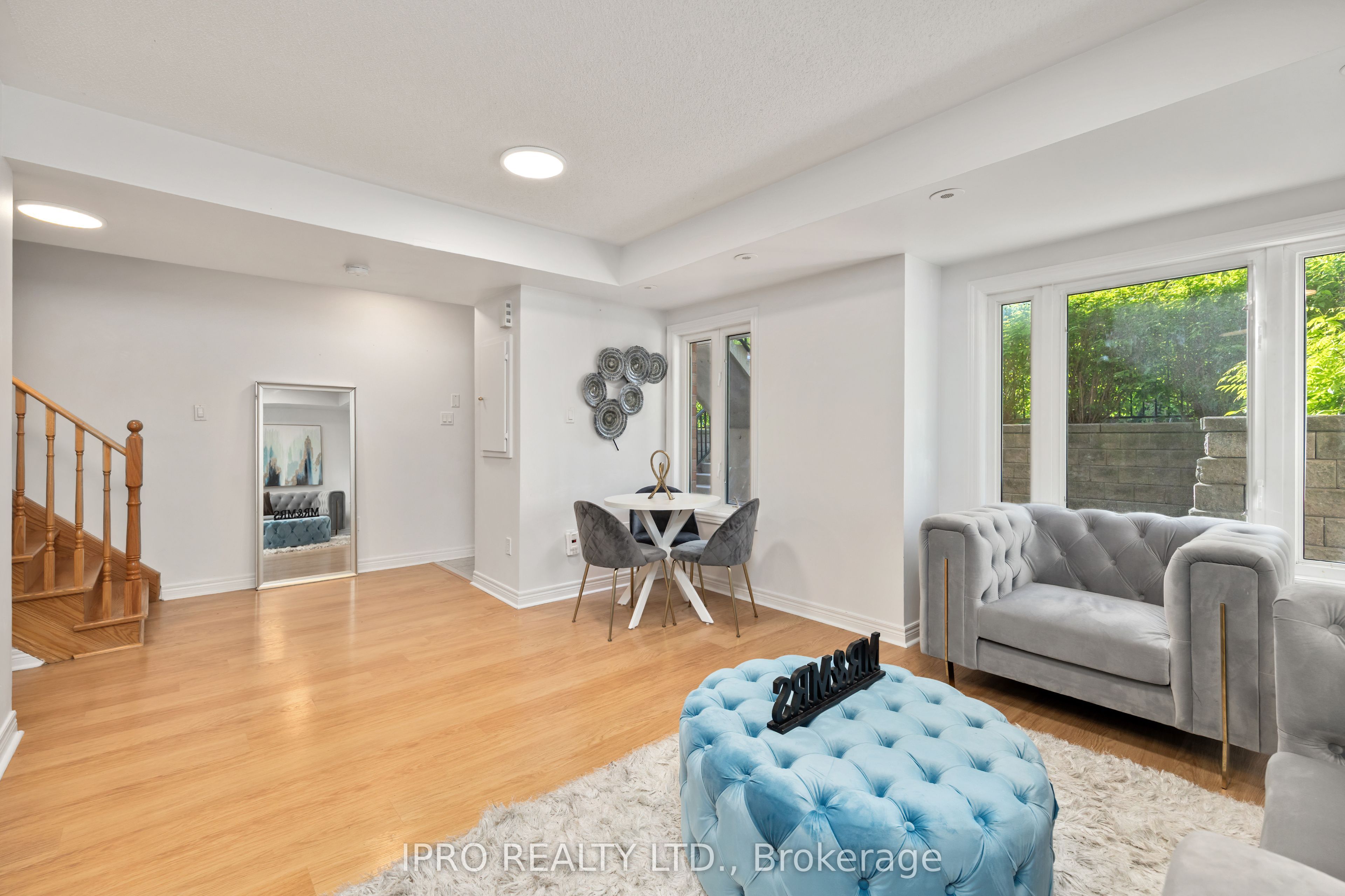 312 John Street 176 Property Photo 5