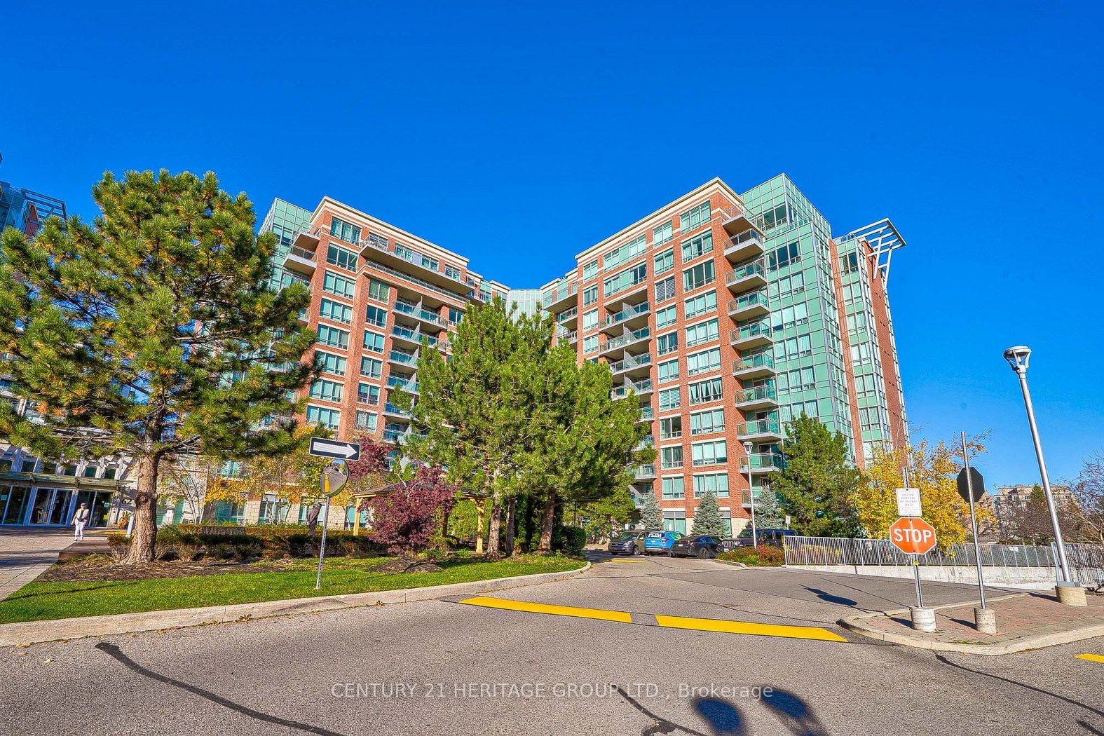 #703 - 62 Suncrest Boulevard Property Photo 1