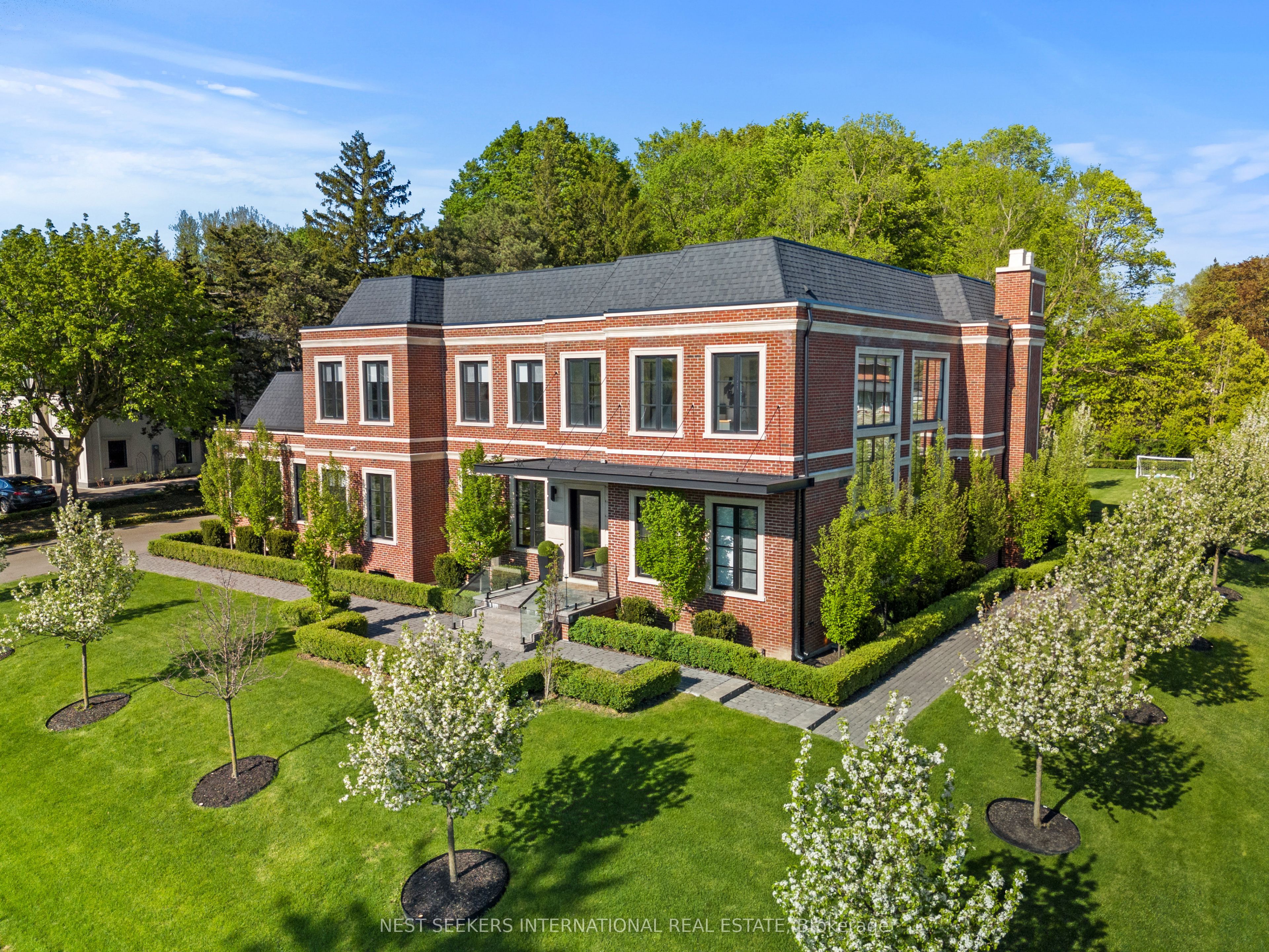 6 Forestave Crescent Property Photo