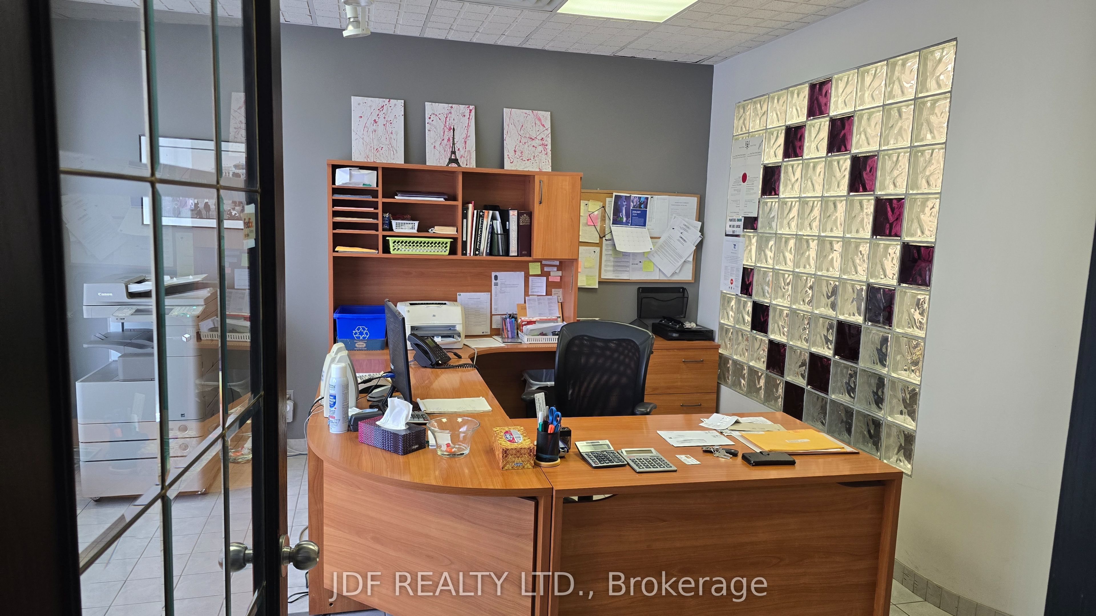 #15 - 665 Millway Avenue Property Photo 3