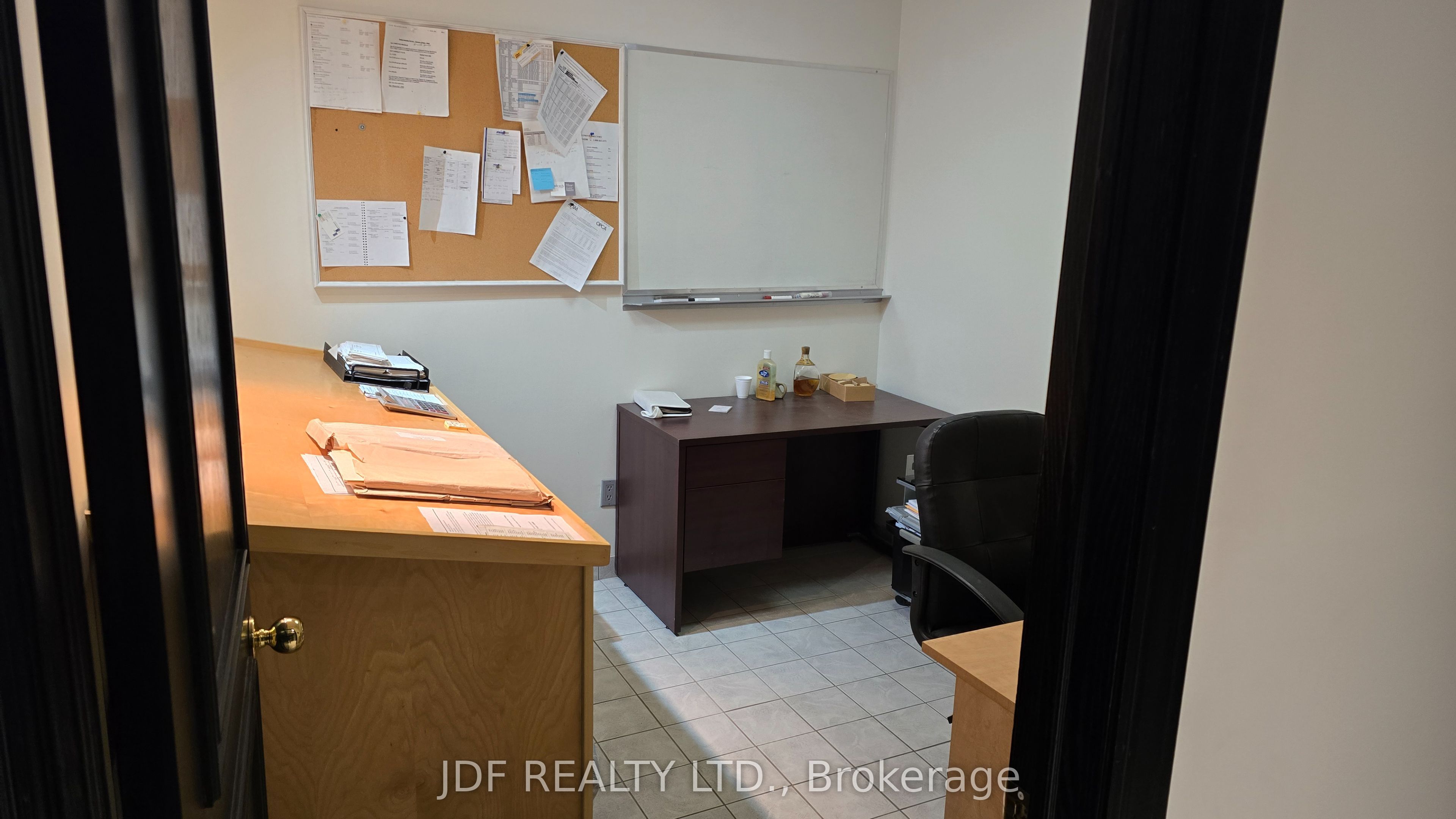#15 - 665 Millway Avenue Property Photo 5