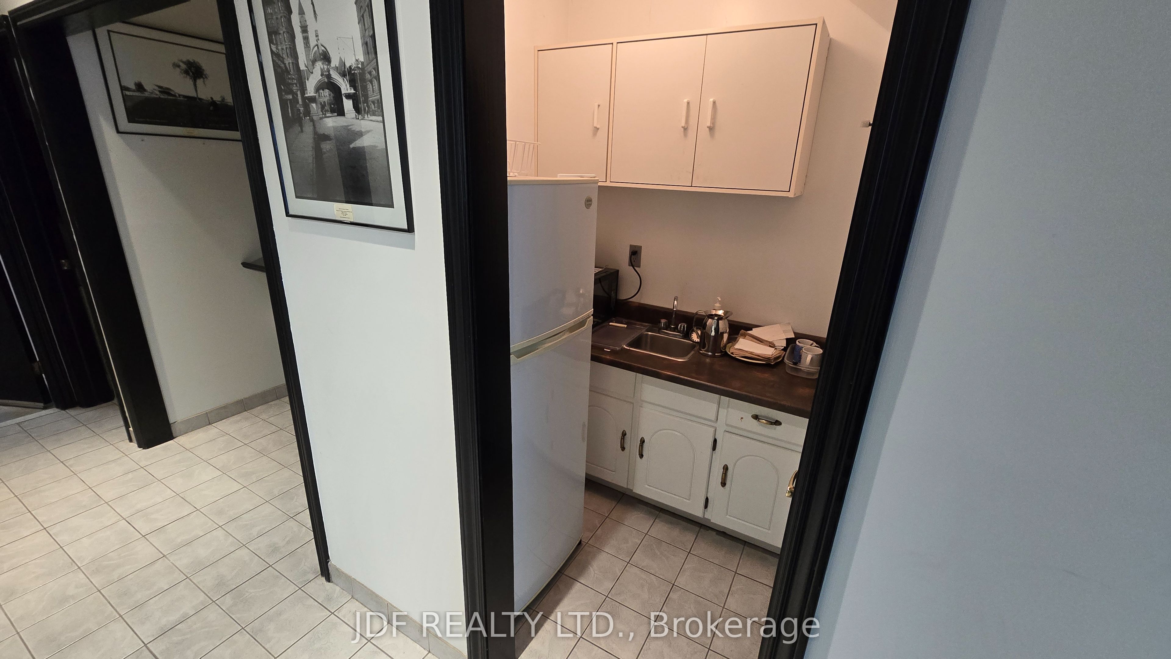 #15 - 665 Millway Avenue Property Photo 7