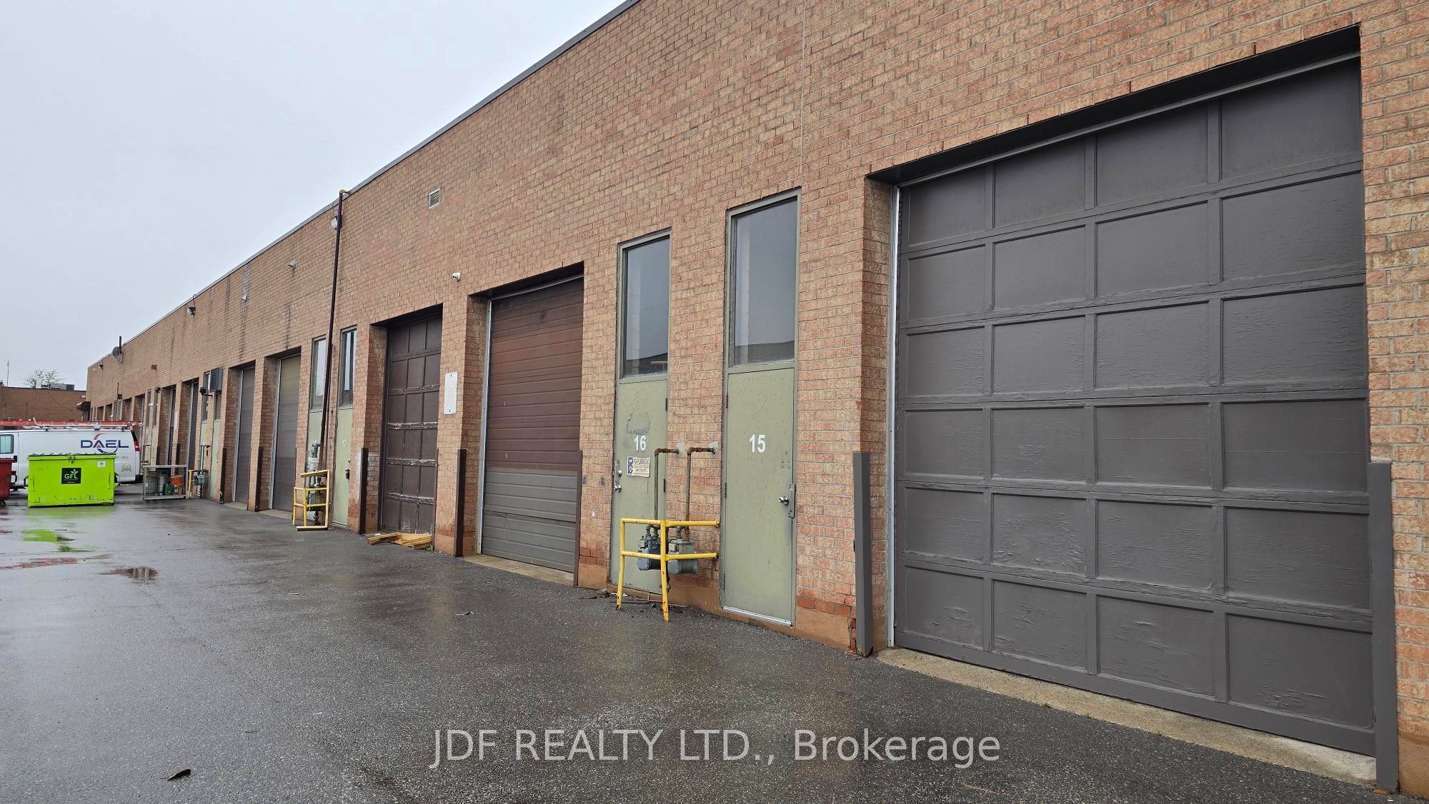 #15 - 665 Millway Avenue Property Photo 18
