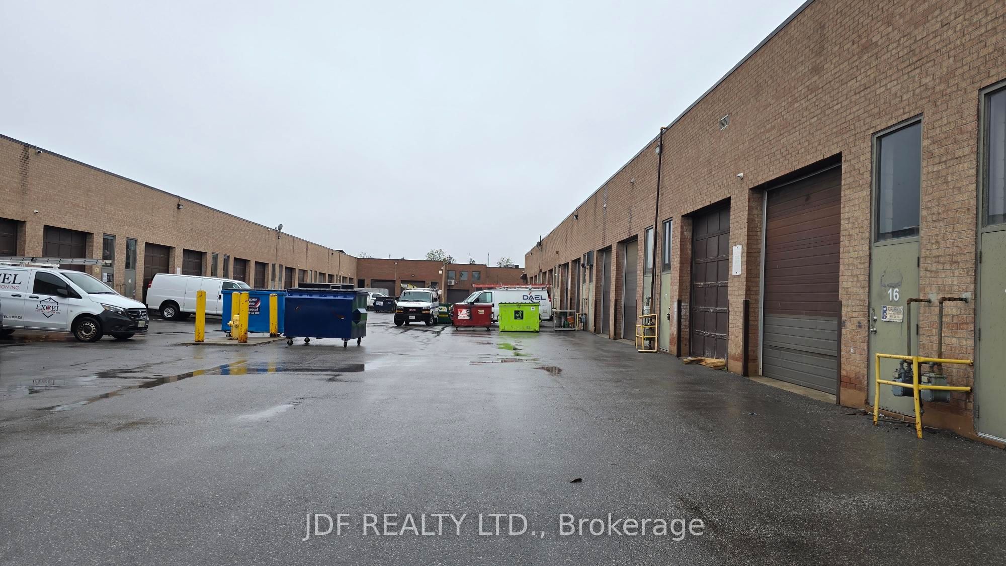#15 - 665 Millway Avenue Property Photo 19