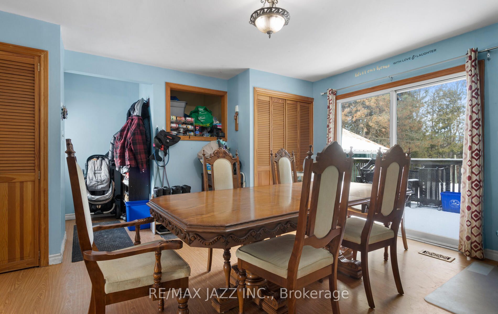 35 Maple Street Property Photo 5