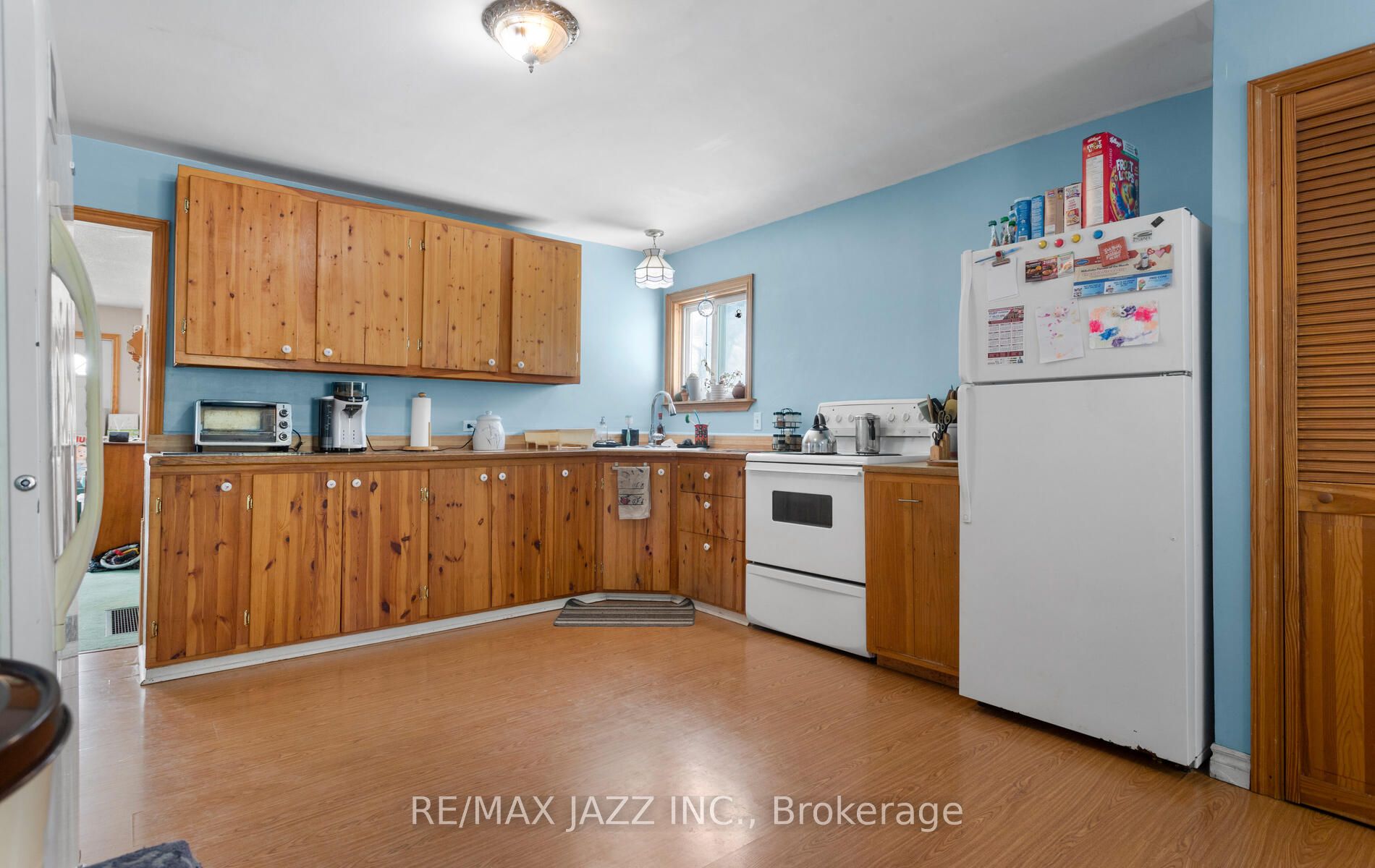 35 Maple Street Property Photo 7