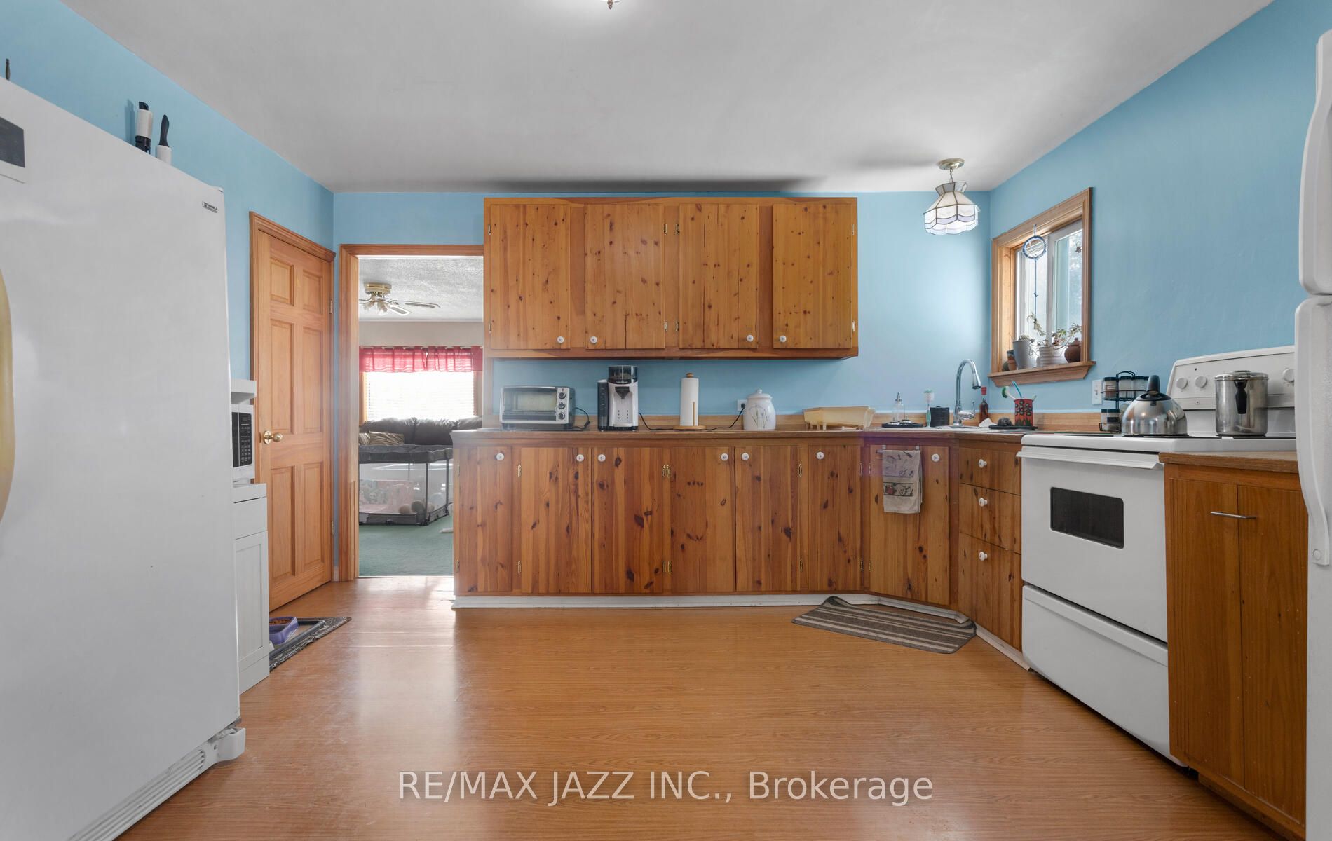 35 Maple Street Property Photo 9