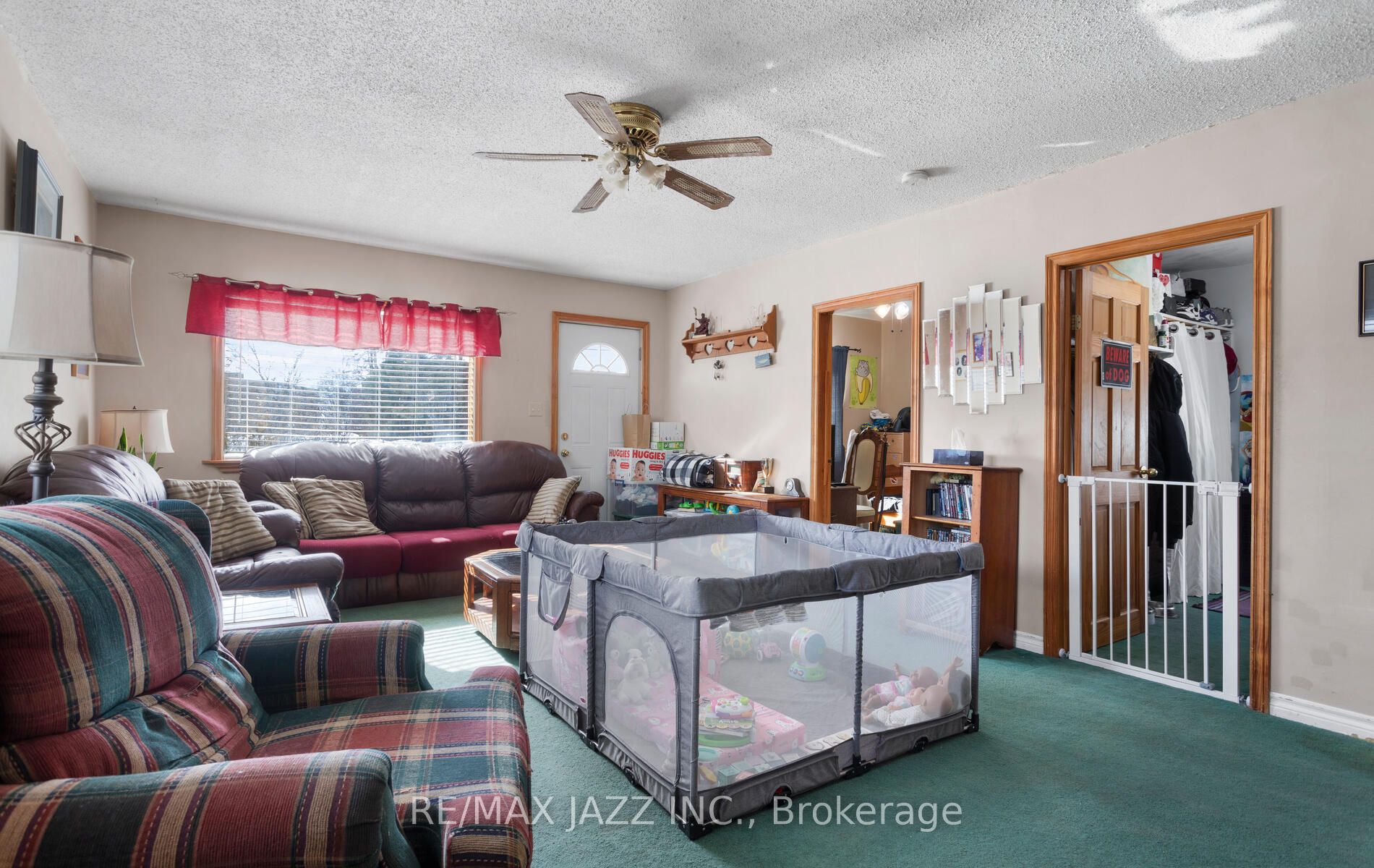 35 Maple Street Property Photo 12