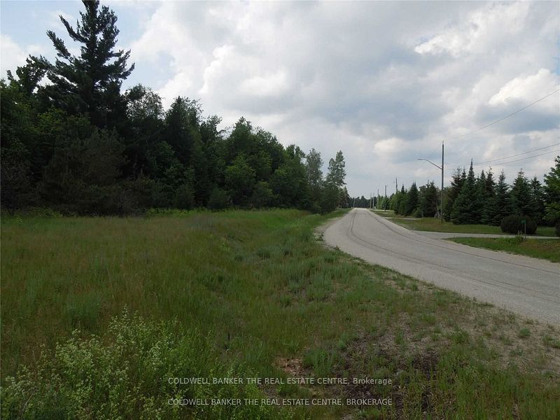 6 Tioga Boulevard Property Photo 4