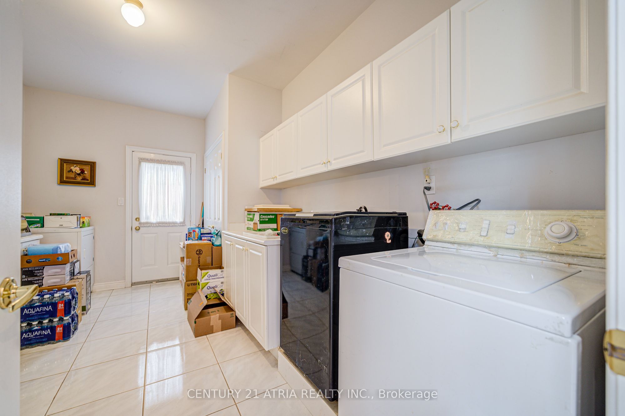 92 Springbrook Drive Property Photo 13