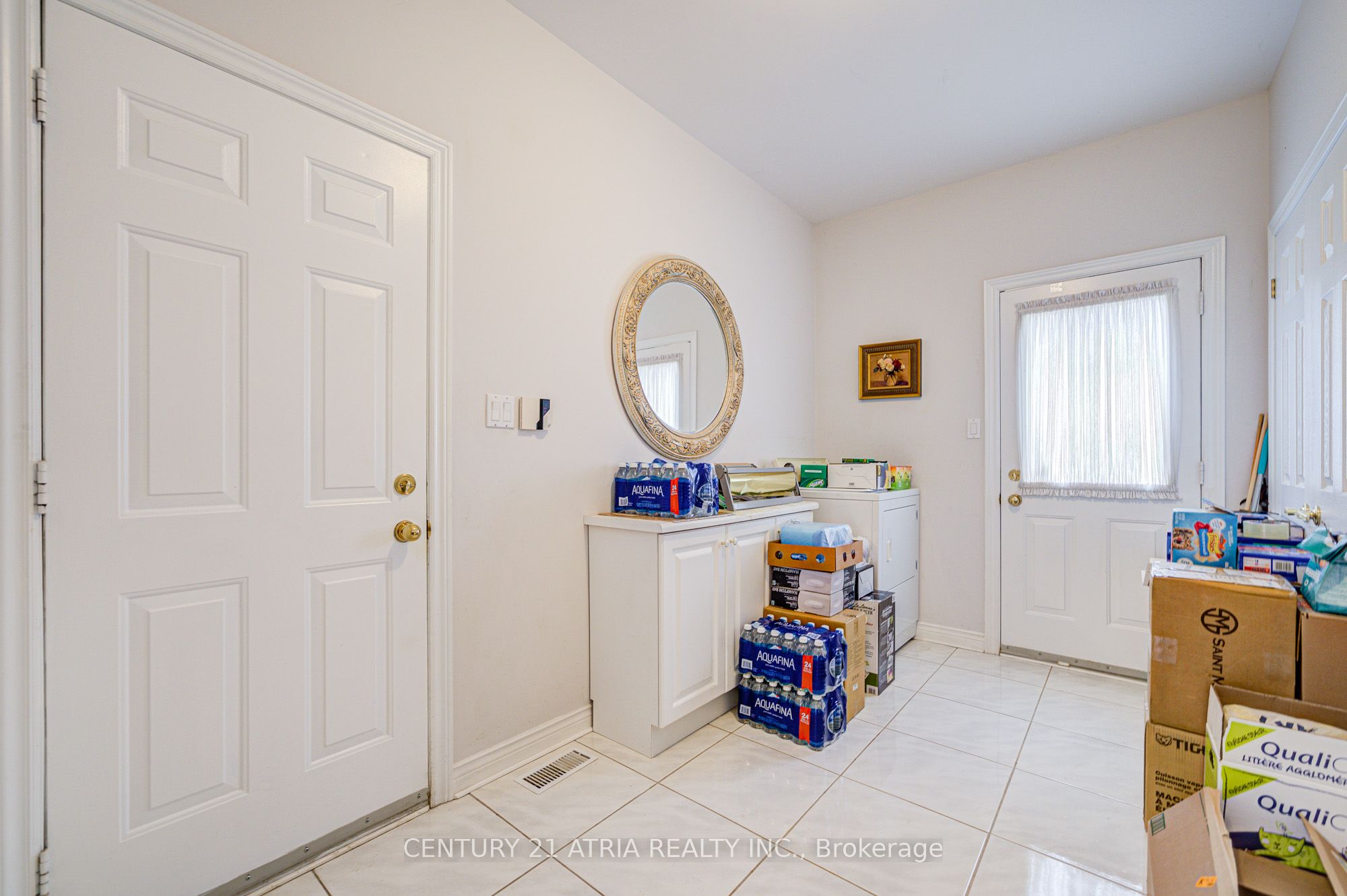 92 Springbrook Drive Property Photo 14
