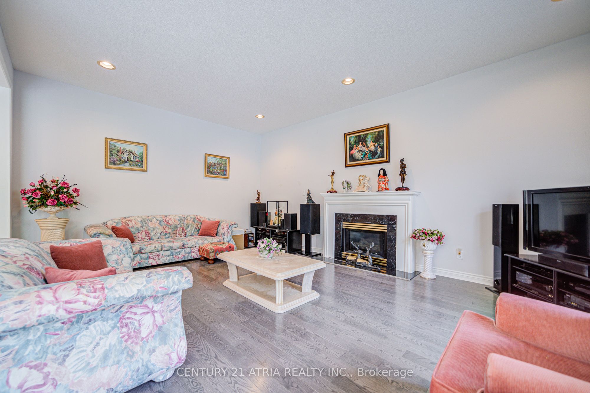 92 Springbrook Drive Property Photo 21