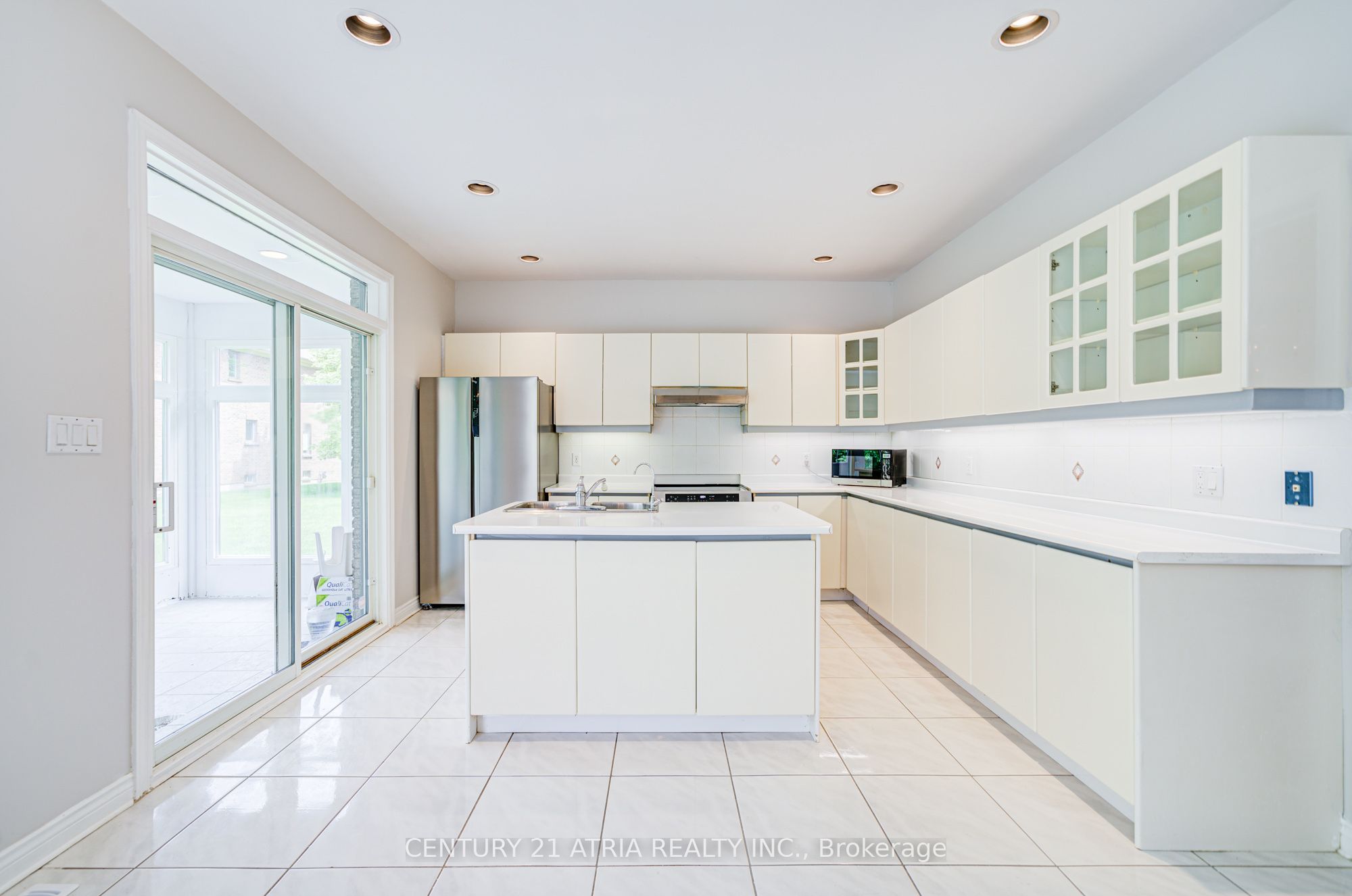 92 Springbrook Drive Property Photo 27
