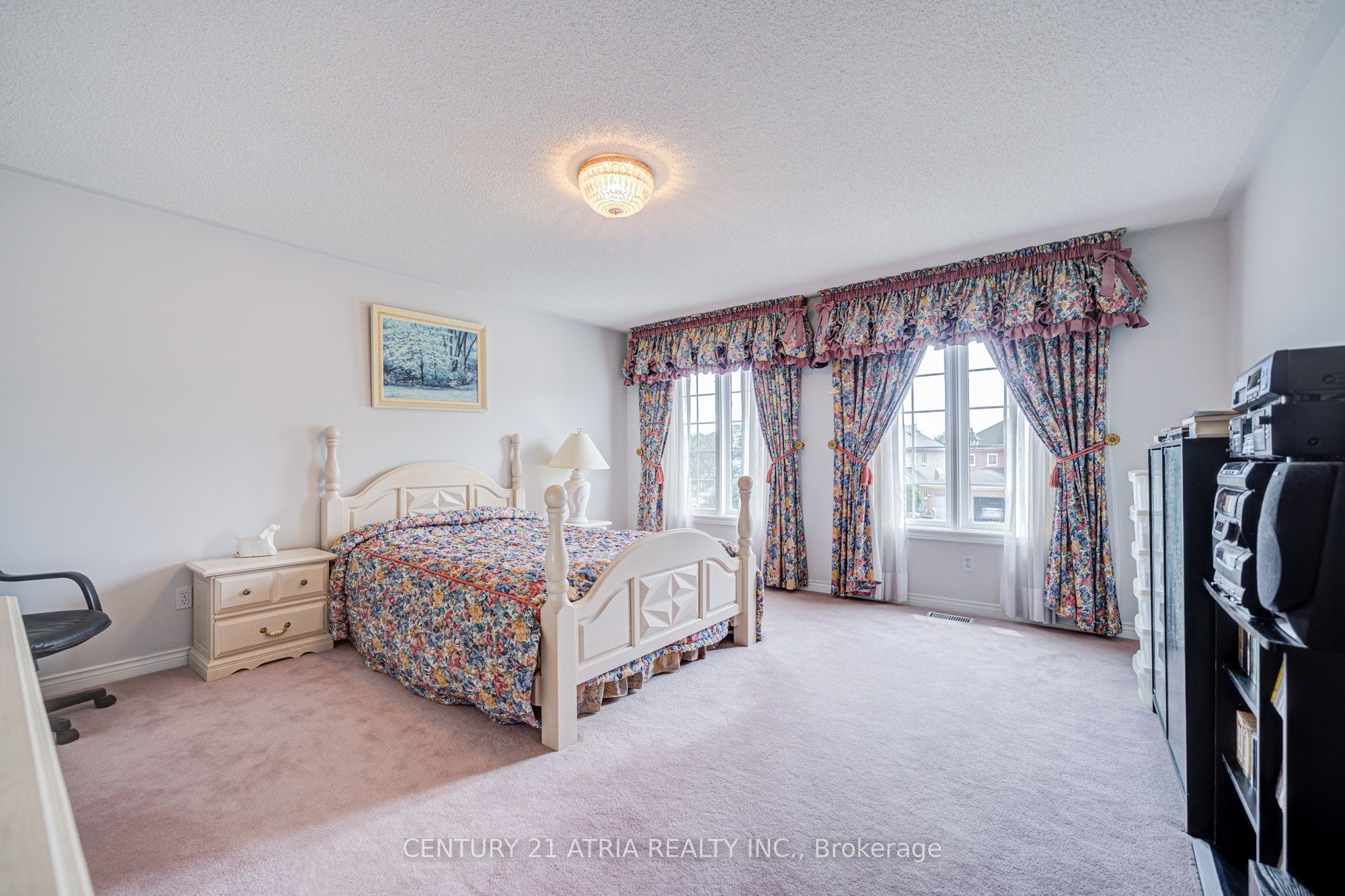 92 Springbrook Drive Property Photo 31