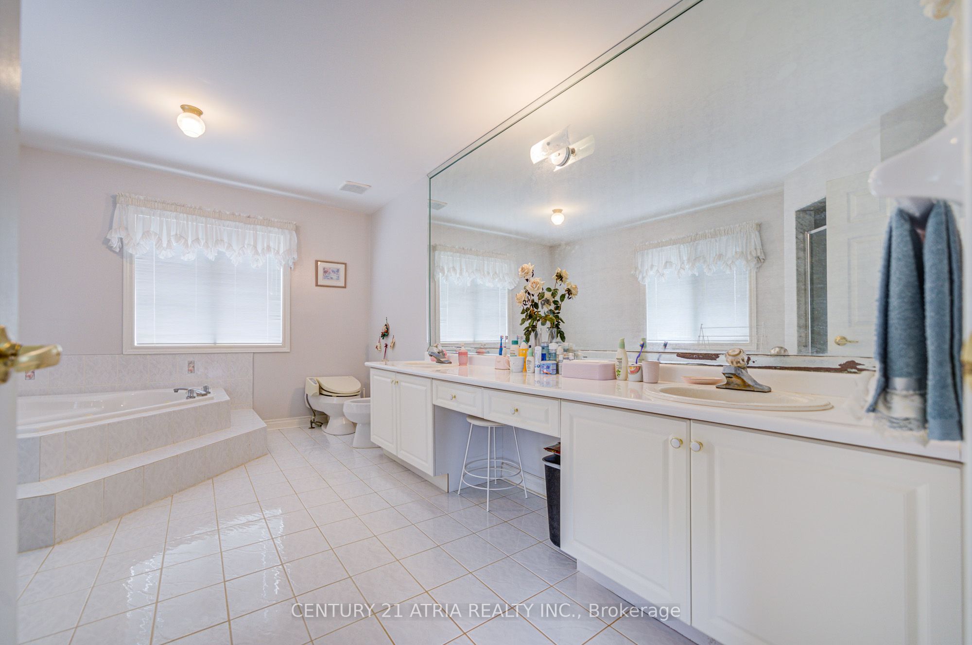 92 Springbrook Drive Property Photo 37