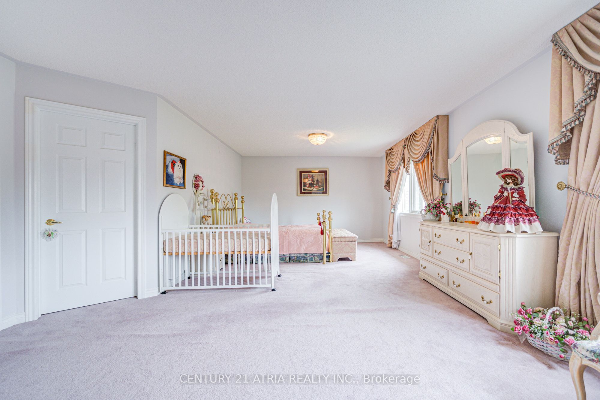 92 Springbrook Drive Property Photo 39