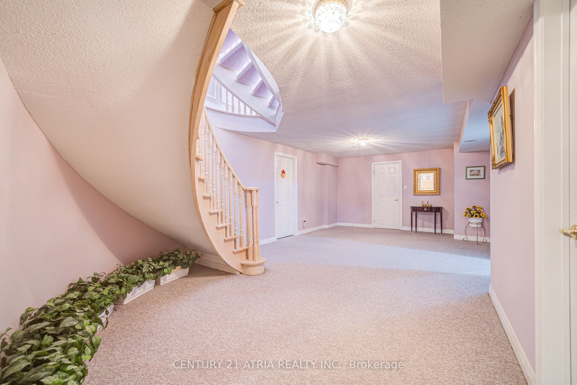 92 Springbrook Drive Property Photo 41