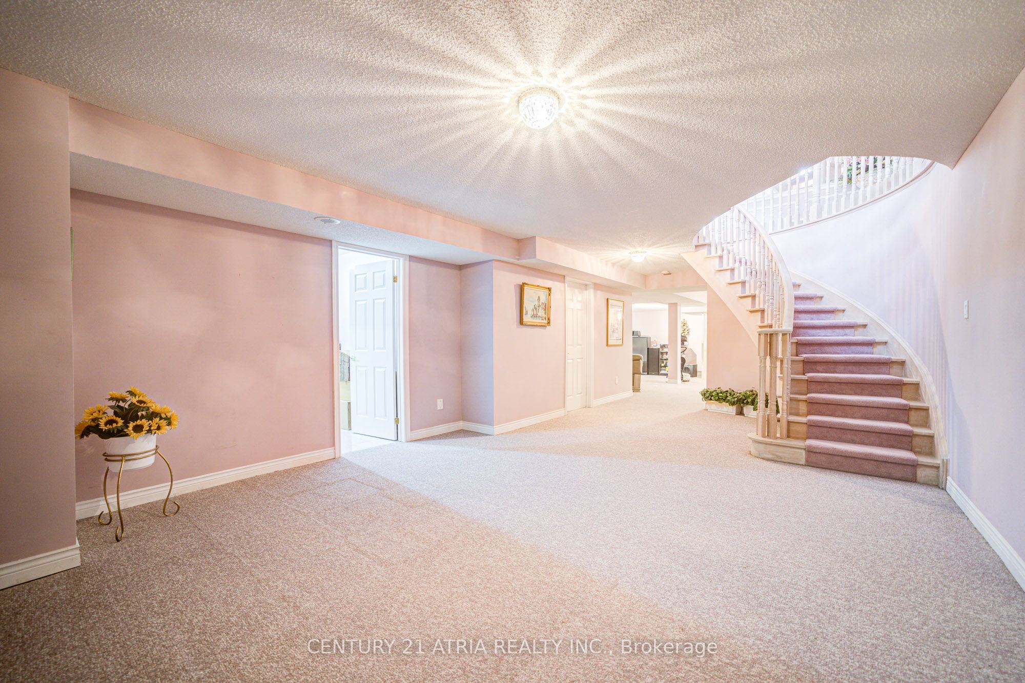 92 Springbrook Drive Property Photo 42
